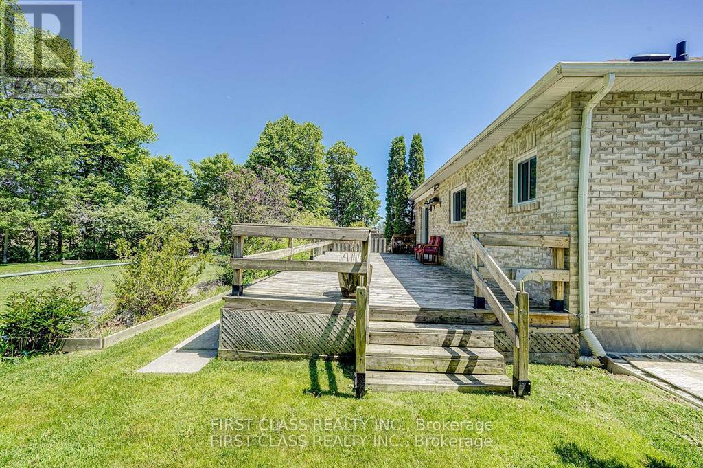 Main - 1905 Webster Boulevard, Innisfil, Ontario  L9S 2A6 - Photo 2 - N12238246