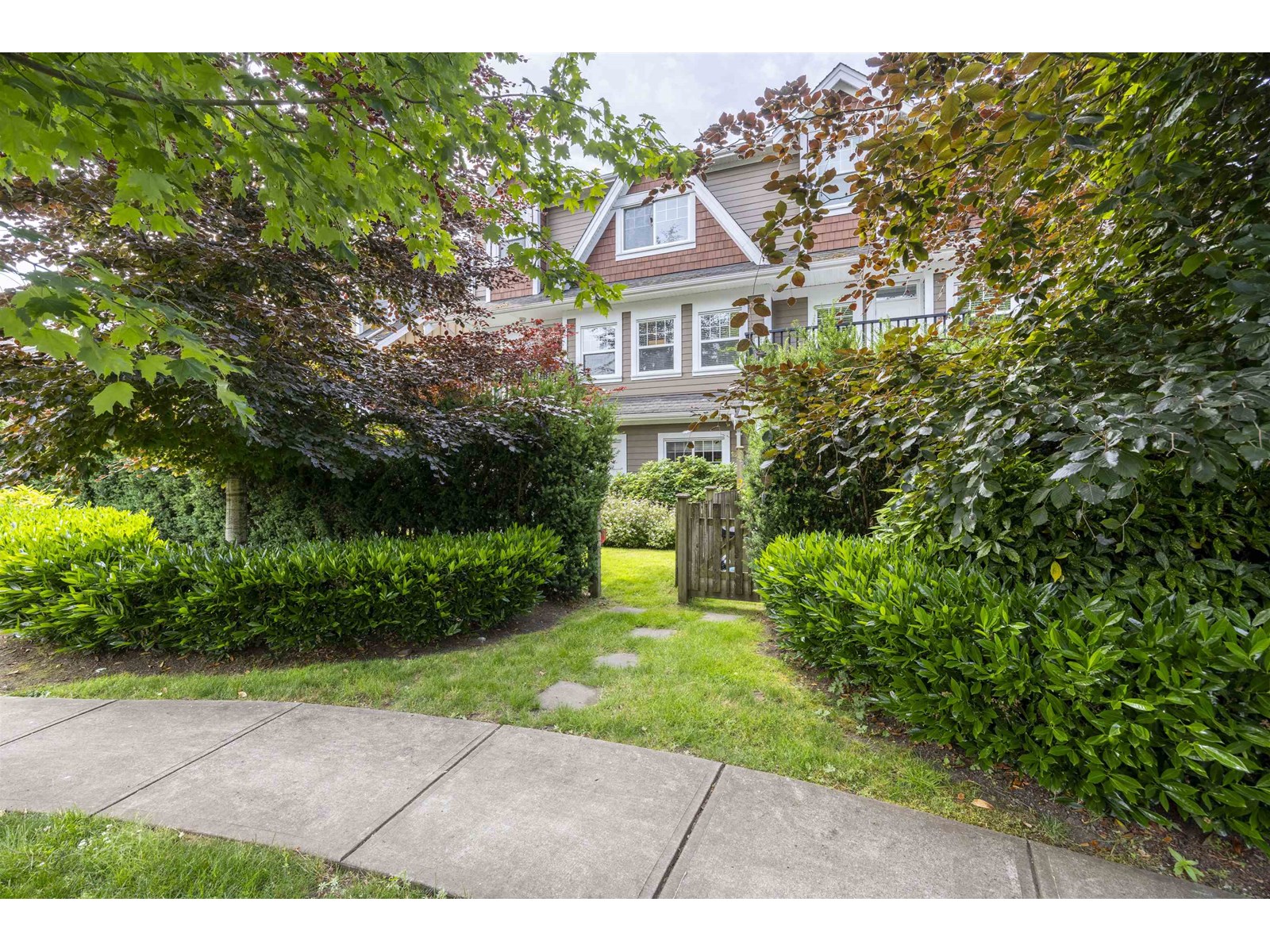 Property at 30 15988 32 AVENUE image 3