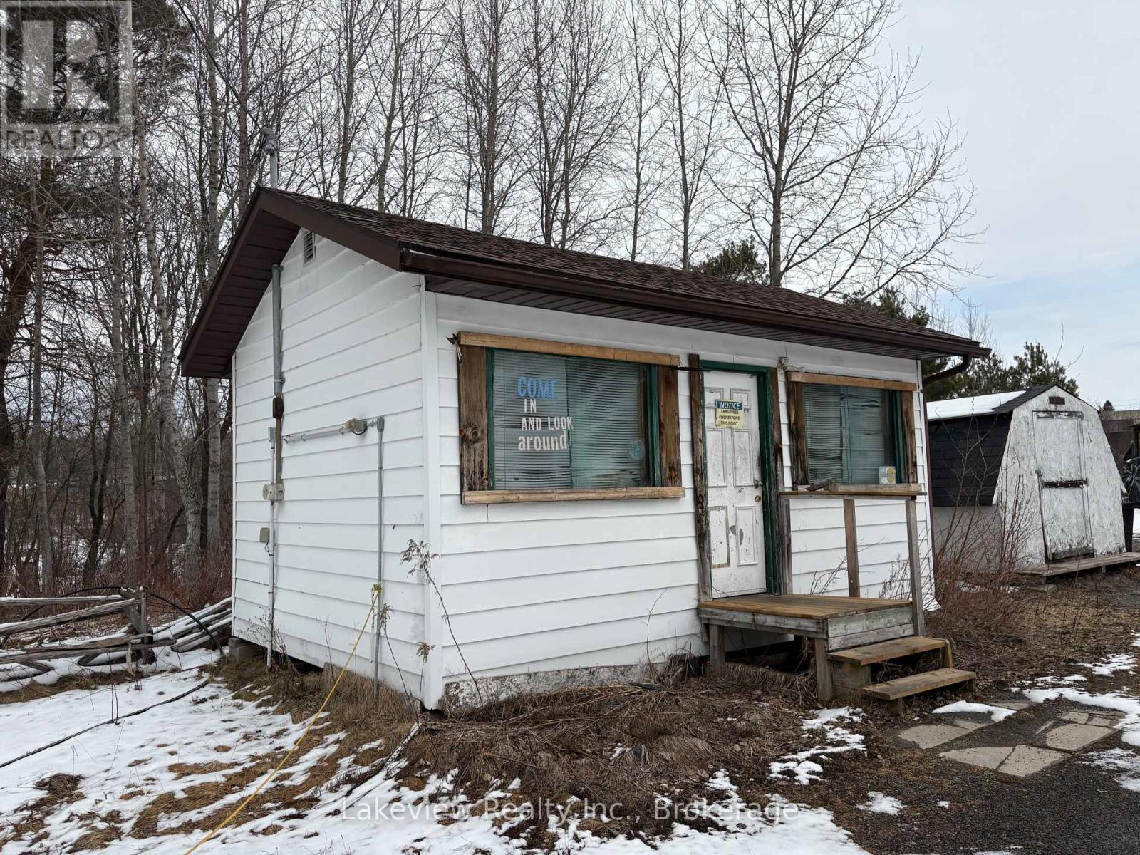 12 Three Mile Lake Road E, Armour, Ontario  P0A 1L0 - Photo 2 - X12048876