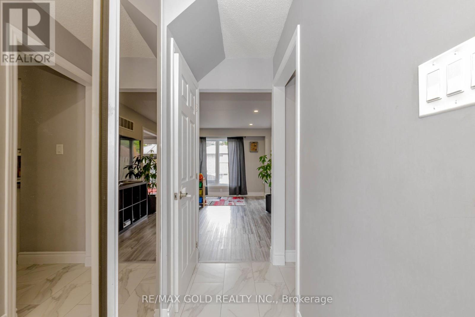 Property at 195 ROYAL SALISBURY WAY image 5