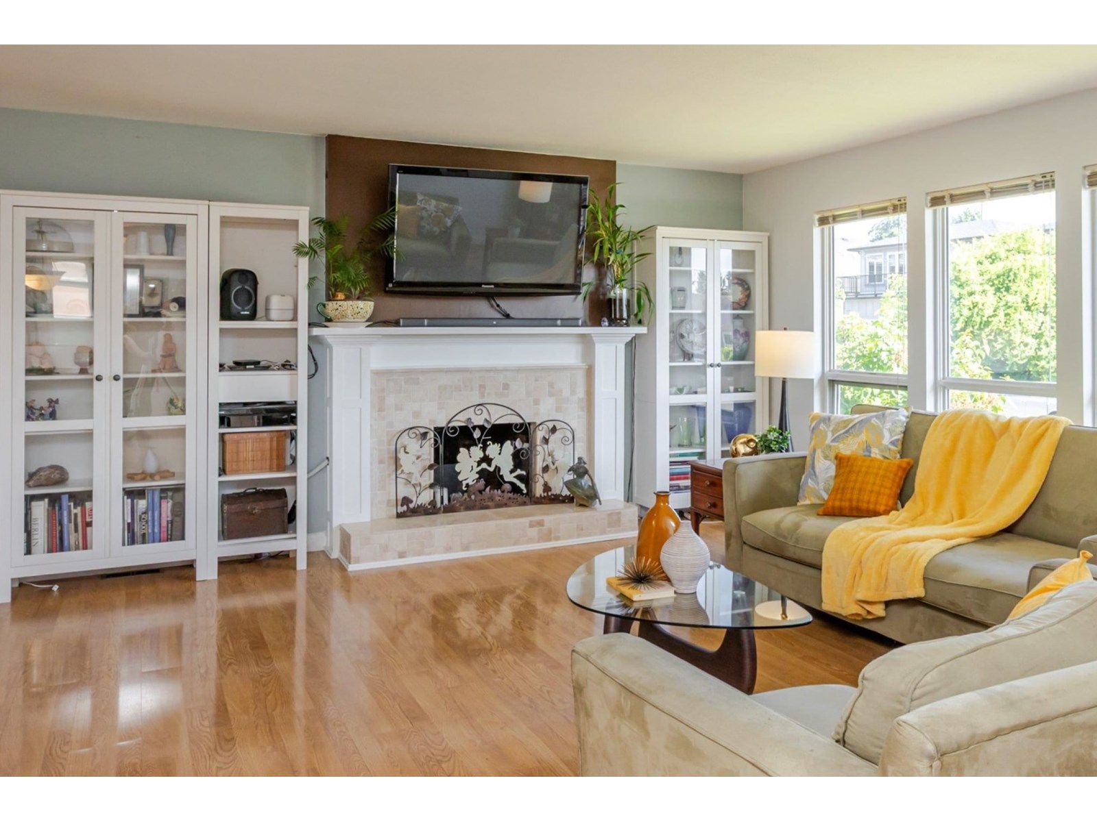 Property at 11371 87A AVENUE image 3