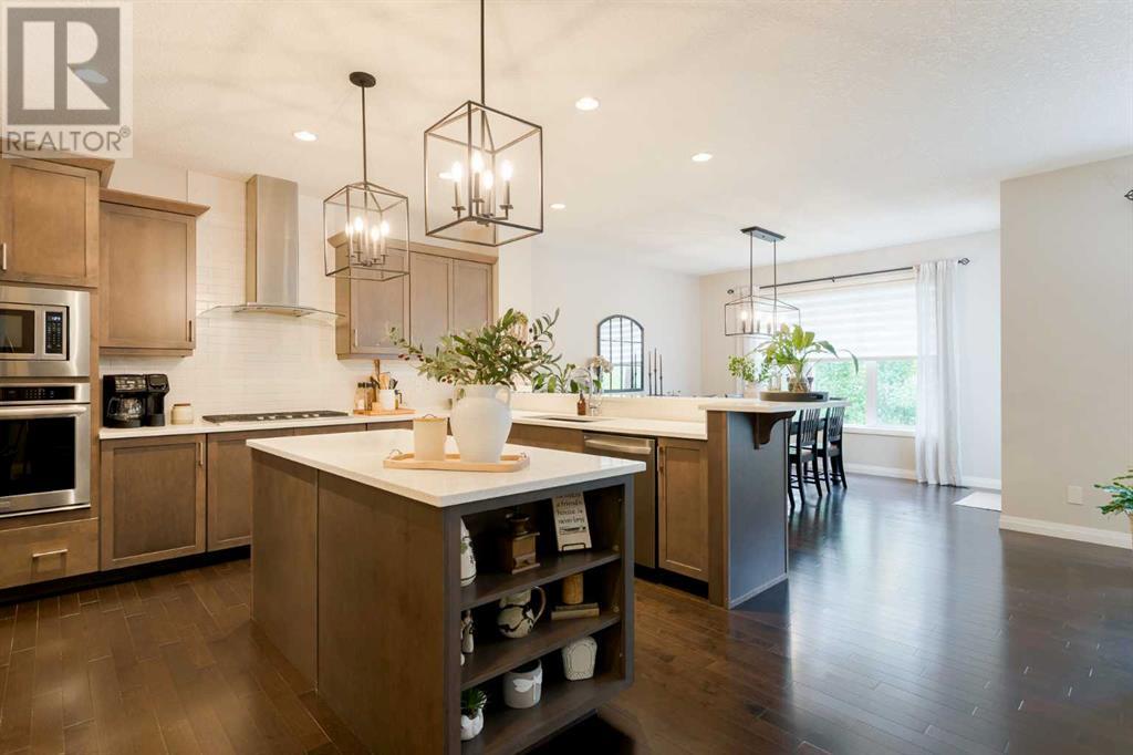 Property at 25 Riviera Place image 2