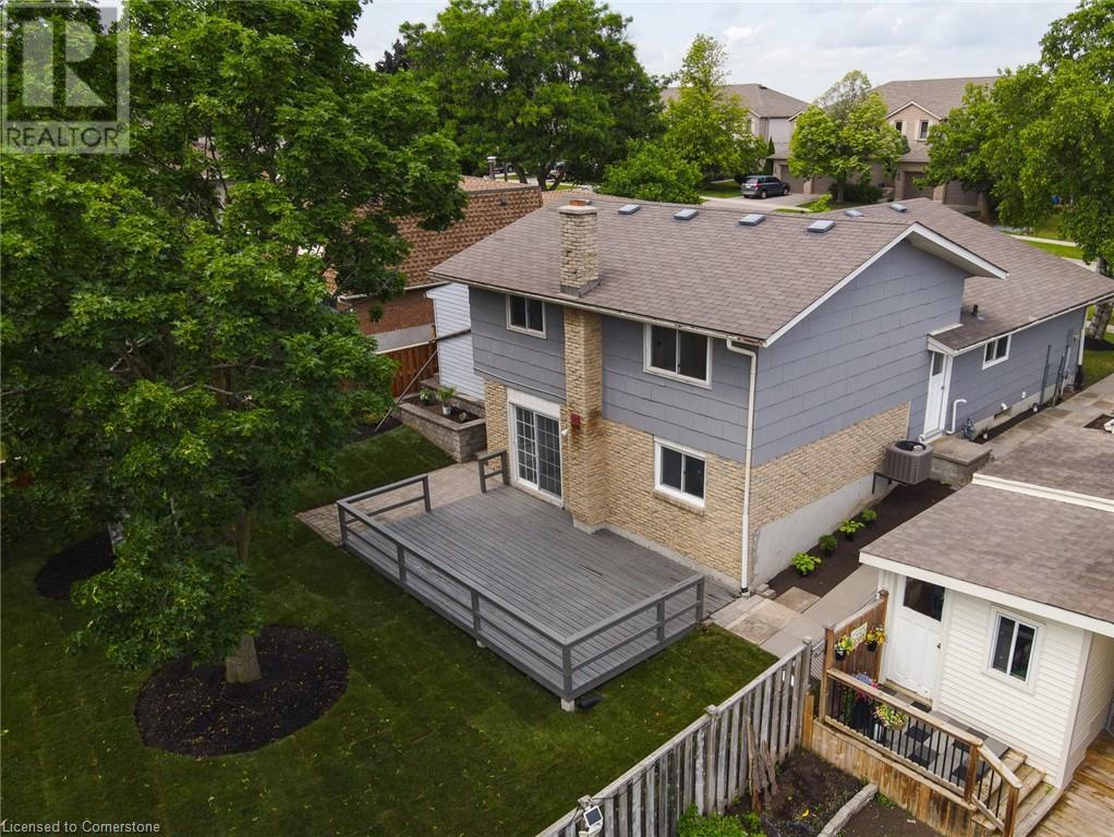 Property at 227 BLACKHORNE Drive image 5