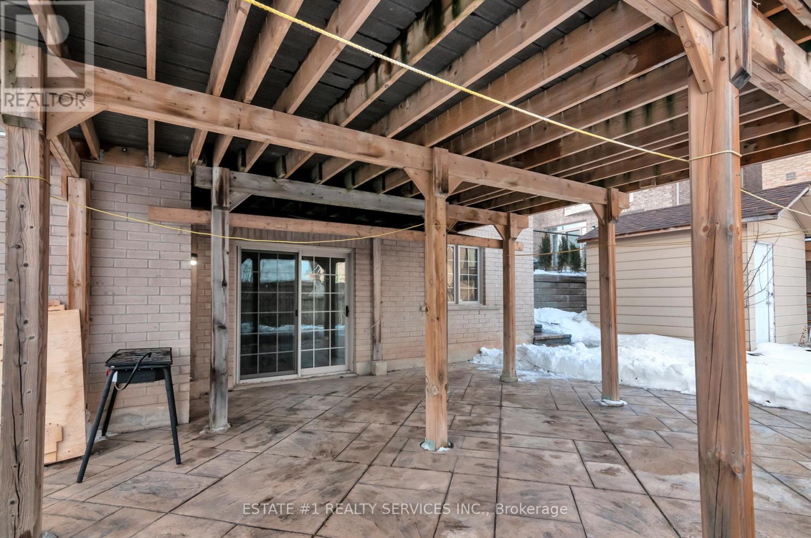 Property at 4 AGINCOURT CIRCLE image 5