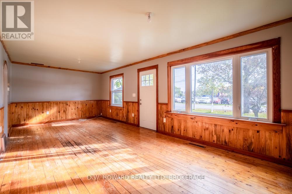 2533 East Avenue, Fort Erie (Stevensville), Ontario  L0S 1S0 - Photo 11 - X12238337