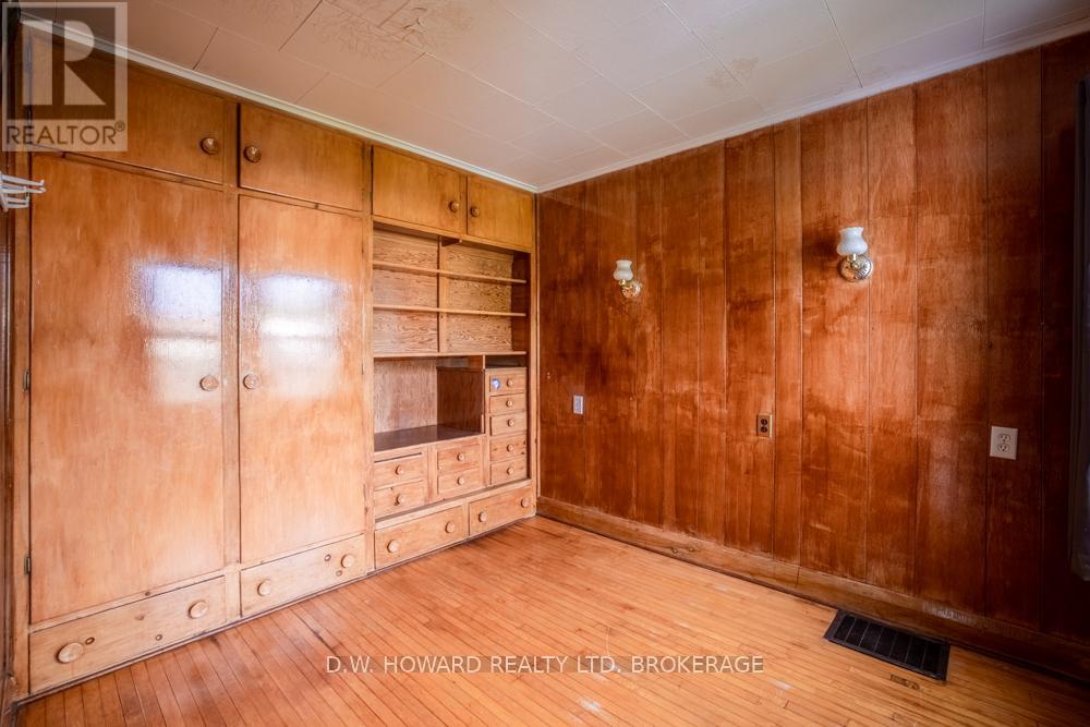 2533 East Avenue, Fort Erie (Stevensville), Ontario  L0S 1S0 - Photo 12 - X12238337