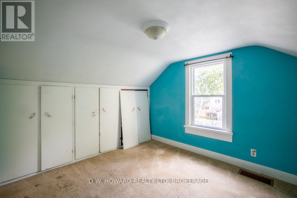 2533 East Avenue, Fort Erie (Stevensville), Ontario  L0S 1S0 - Photo 15 - X12238337