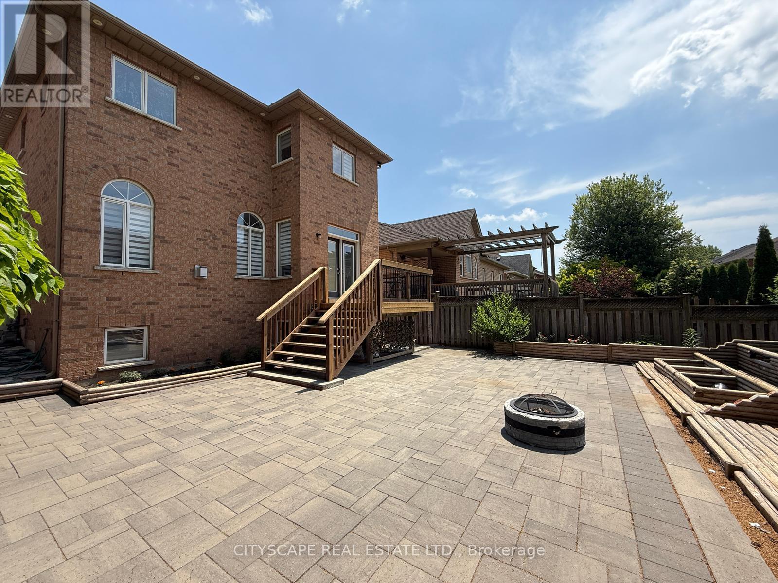 194 Tawny Crescent, Oakville (Br Bronte), Ontario  L6L 6T4 - Photo 41 - W12221965