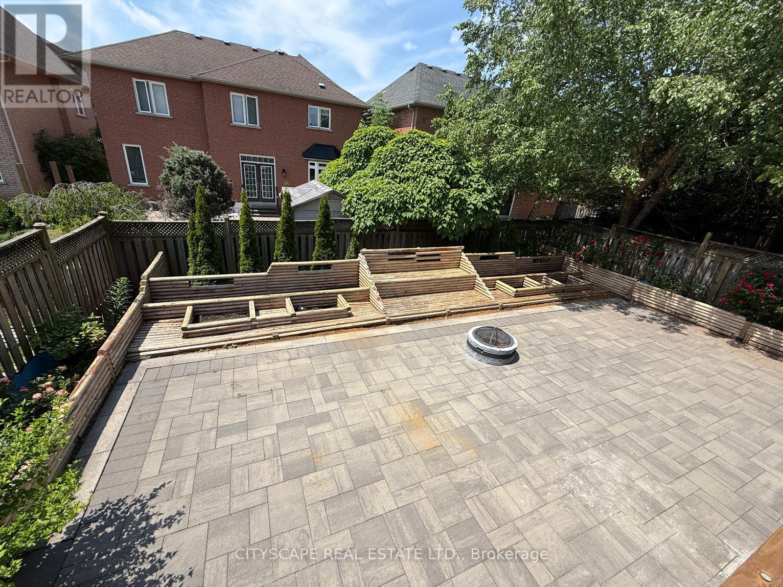 194 Tawny Crescent, Oakville (Br Bronte), Ontario  L6L 6T4 - Photo 42 - W12221965