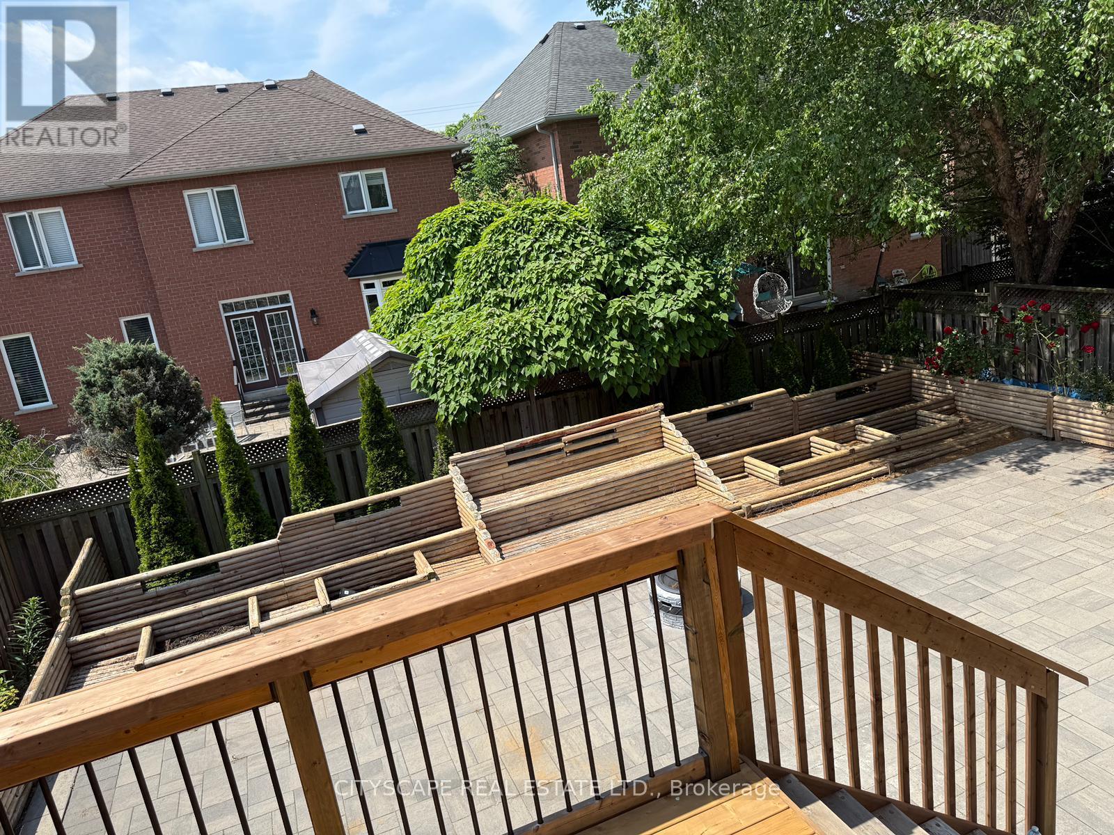 194 Tawny Crescent, Oakville (Br Bronte), Ontario  L6L 6T4 - Photo 44 - W12221965