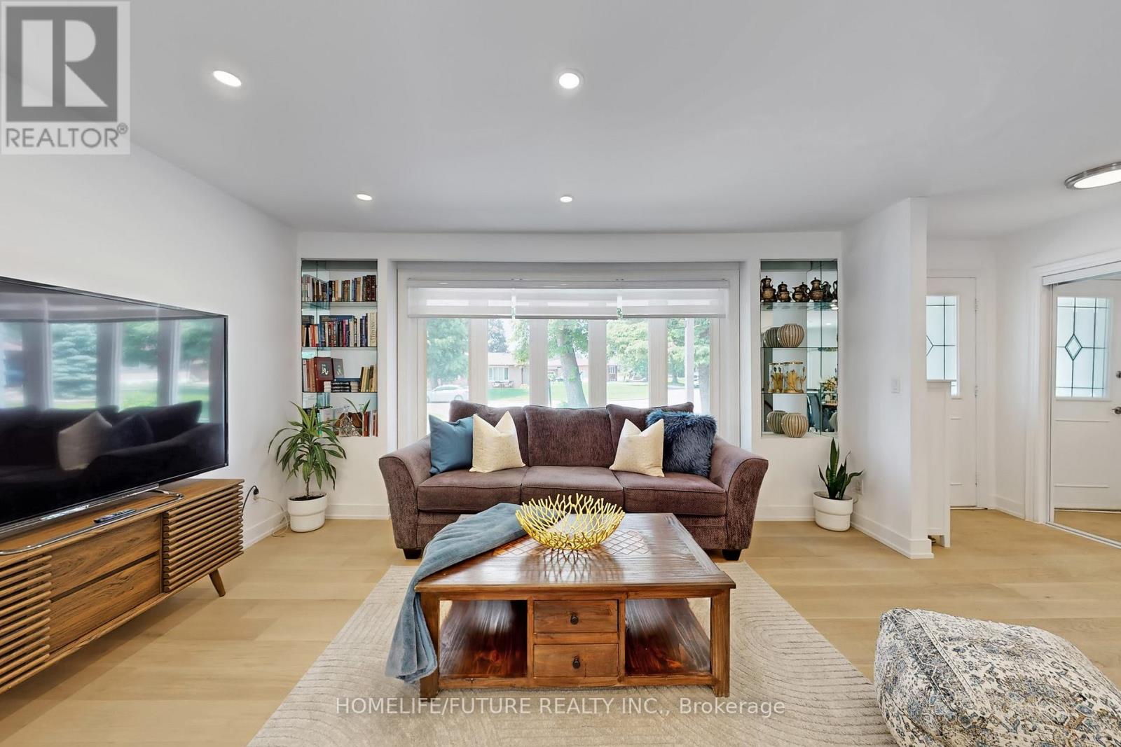 Property at 243 ACADIA DRIVE image 4