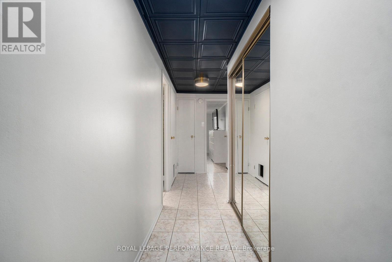 Property at 1806 - 158A MCARTHUR AVENUE image 3