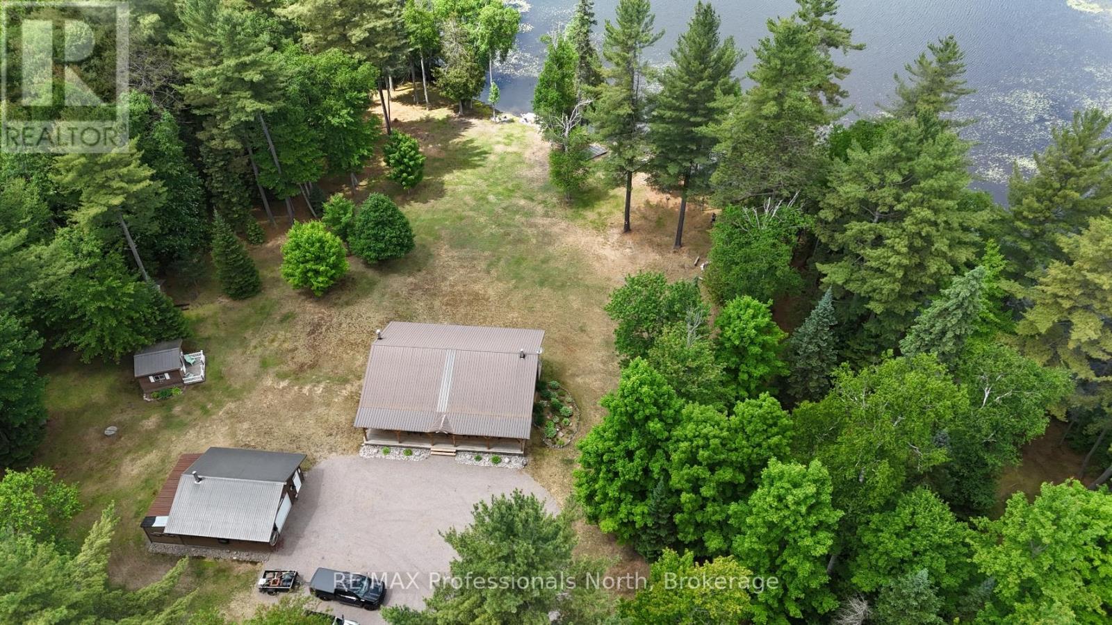 3951 Elephant Lake Road, Dysart Et Al, Ontario  K0L 1X0 - Photo 22 - X12238363