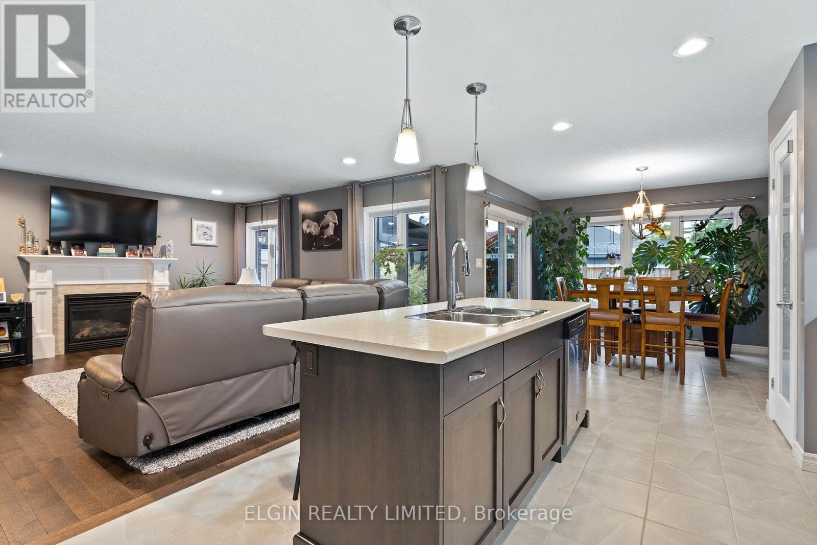 104 Westlake Drive, St. Thomas, Ontario  N5P 0B7 - Photo 16 - X12224654