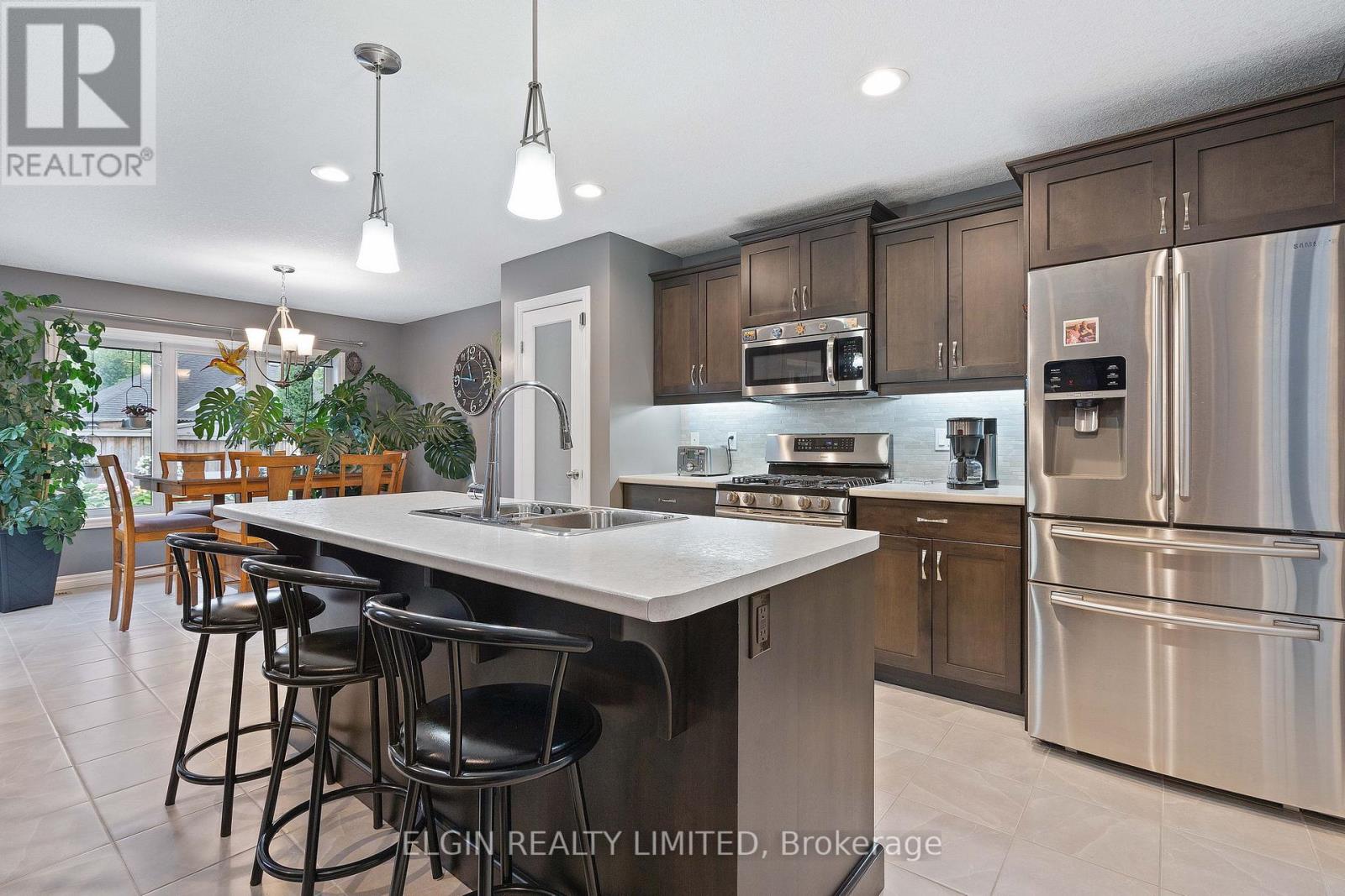 104 Westlake Drive, St. Thomas, Ontario  N5P 0B7 - Photo 14 - X12224654