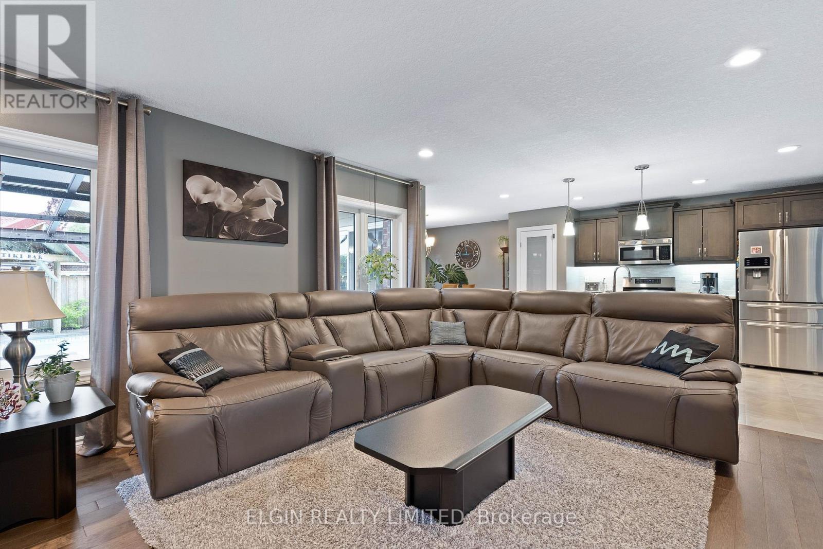 104 Westlake Drive, St. Thomas, Ontario  N5P 0B7 - Photo 9 - X12224654
