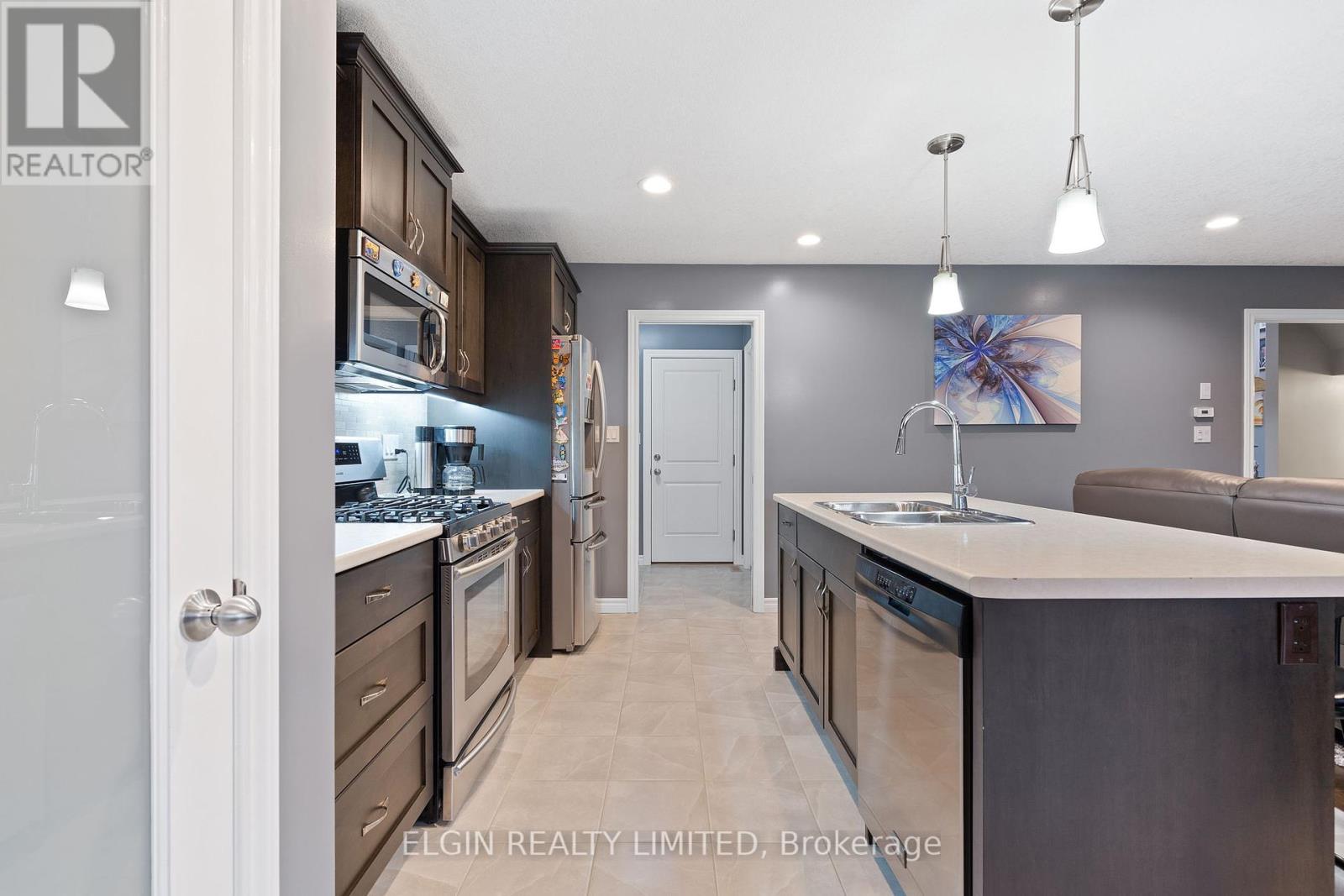104 Westlake Drive, St. Thomas, Ontario  N5P 0B7 - Photo 17 - X12224654