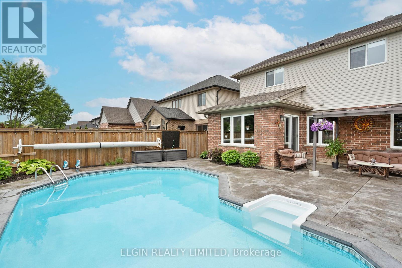 104 Westlake Drive, St. Thomas, Ontario  N5P 0B7 - Photo 38 - X12224654