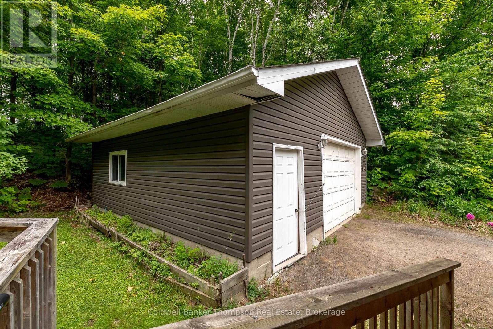 66 Hanes Road, Huntsville, Ontario  P1H 1M3 - Photo 36 - X12125254