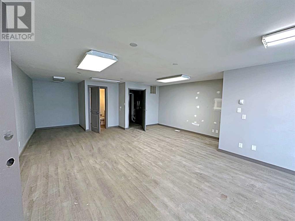 8109 Fraser Avenue, Fort Mcmurray, Alberta  T9H 1W5 - Photo 11 - A2104949