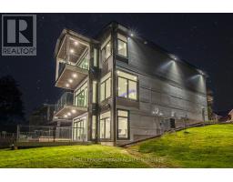 29 SAUBLE RIVER ROAD, Lambton Shores, Ontario