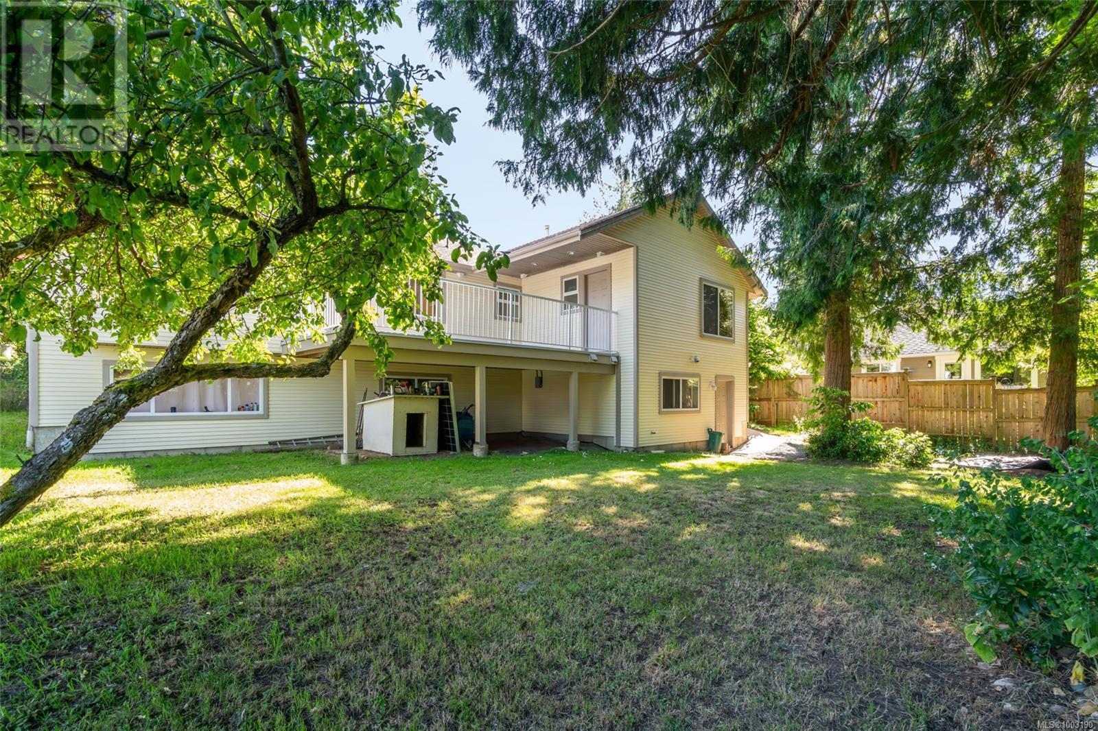 Property at 151 Village Way image 3
