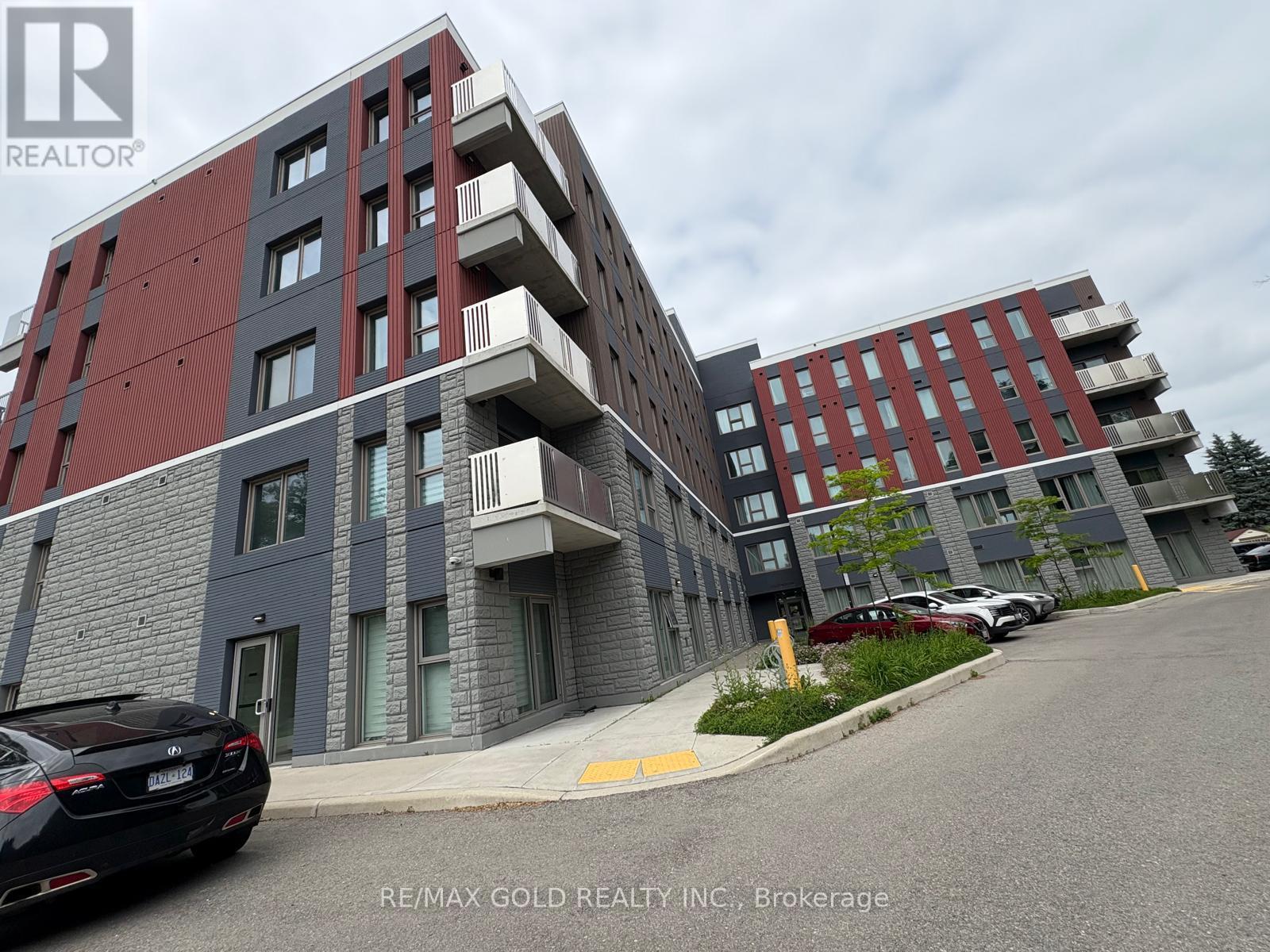 Property at 512 - 77 LELAND STREET image 1