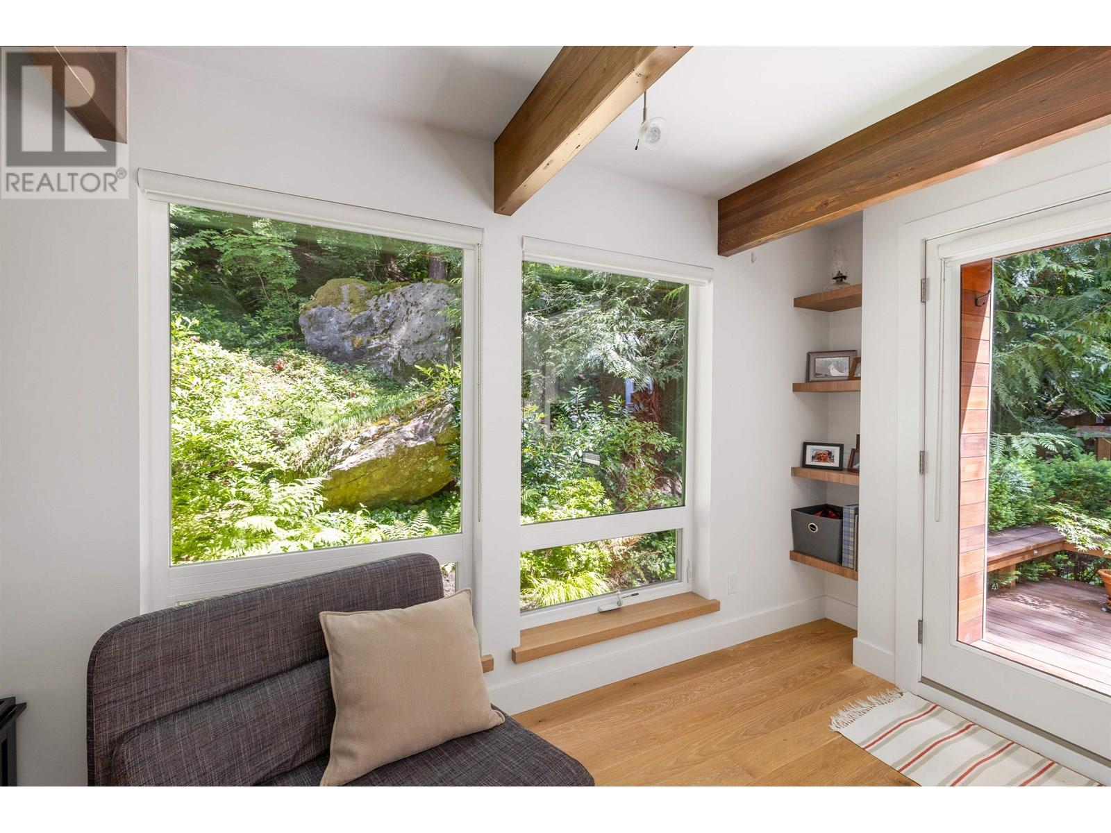 170 Sunset Drive, Lions Bay, British Columbia  V0N 2E0 - Photo 12 - R3017789