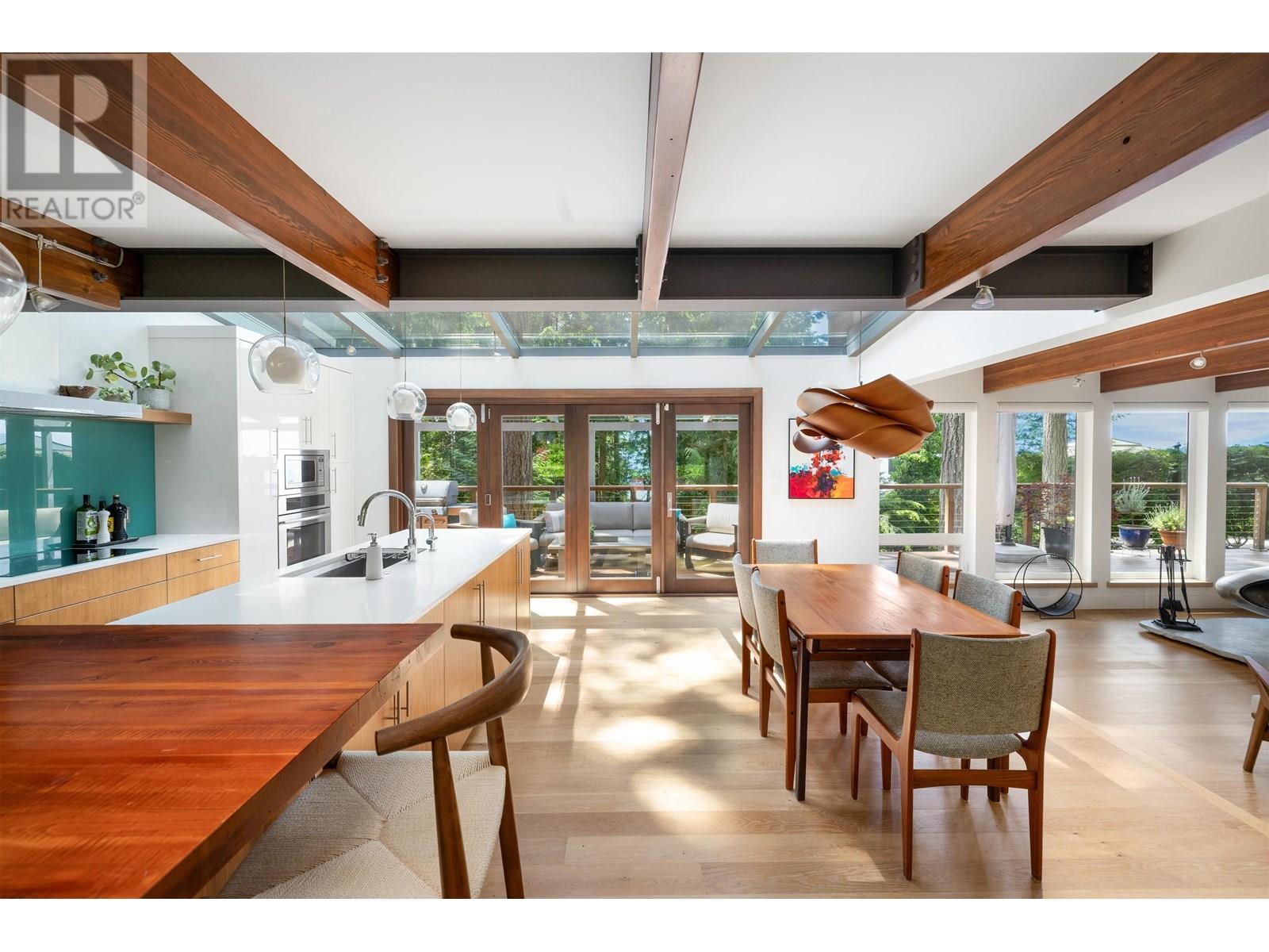 170 Sunset Drive, Lions Bay, British Columbia  V0N 2E0 - Photo 6 - R3017789