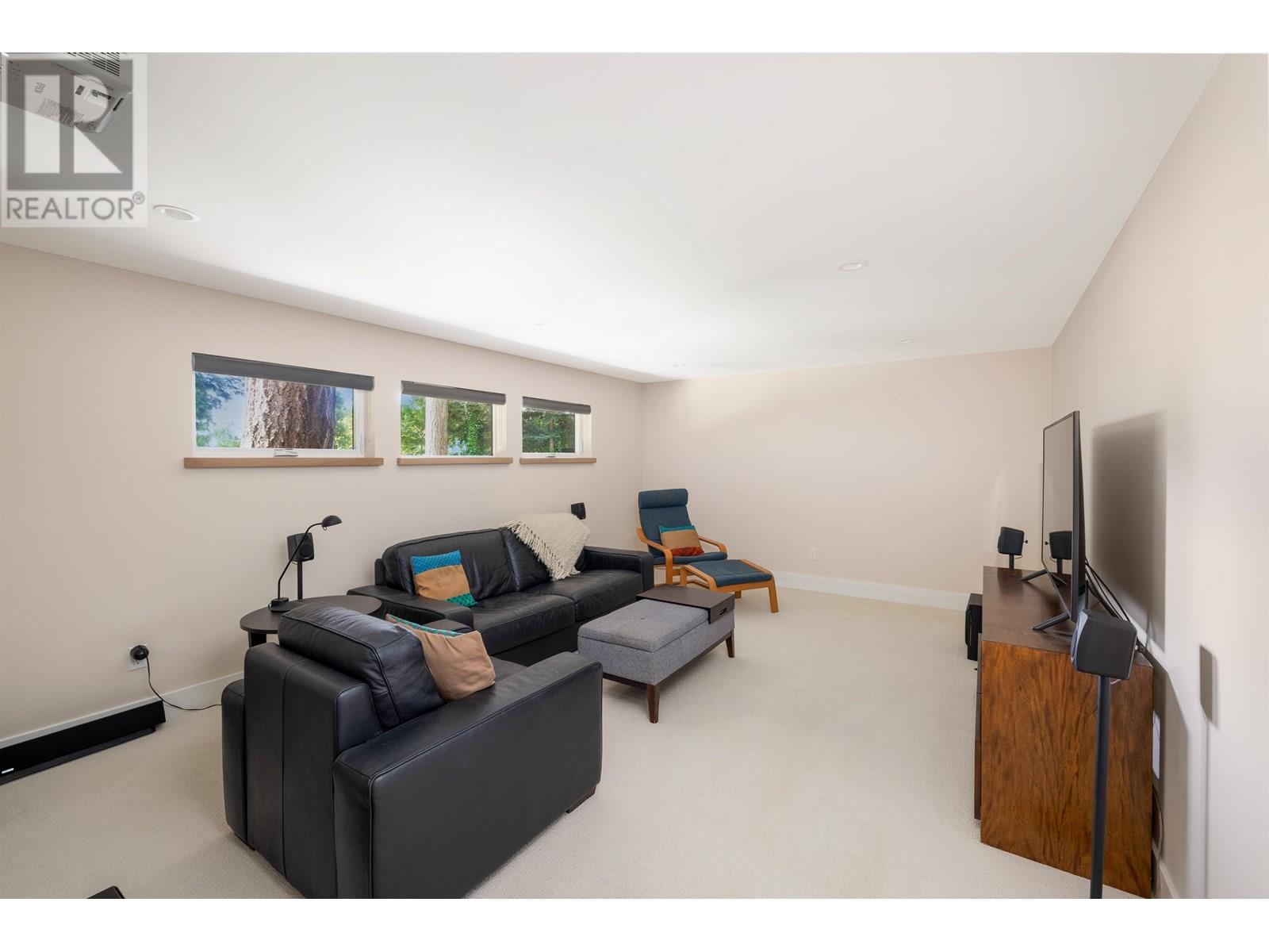 170 Sunset Drive, Lions Bay, British Columbia  V0N 2E0 - Photo 30 - R3017789