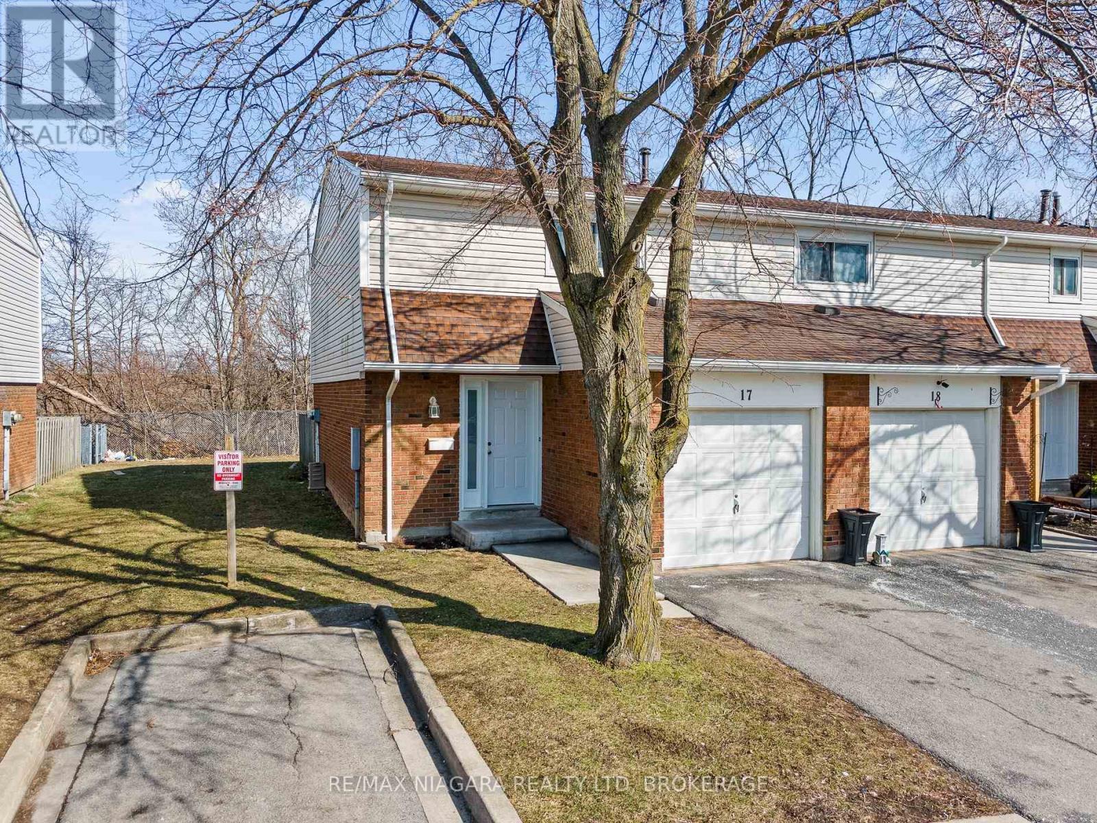 17 - 286 Cushman Road, St. Catharines, Ontario  L2M 6S8 - Photo 1 - X12238493