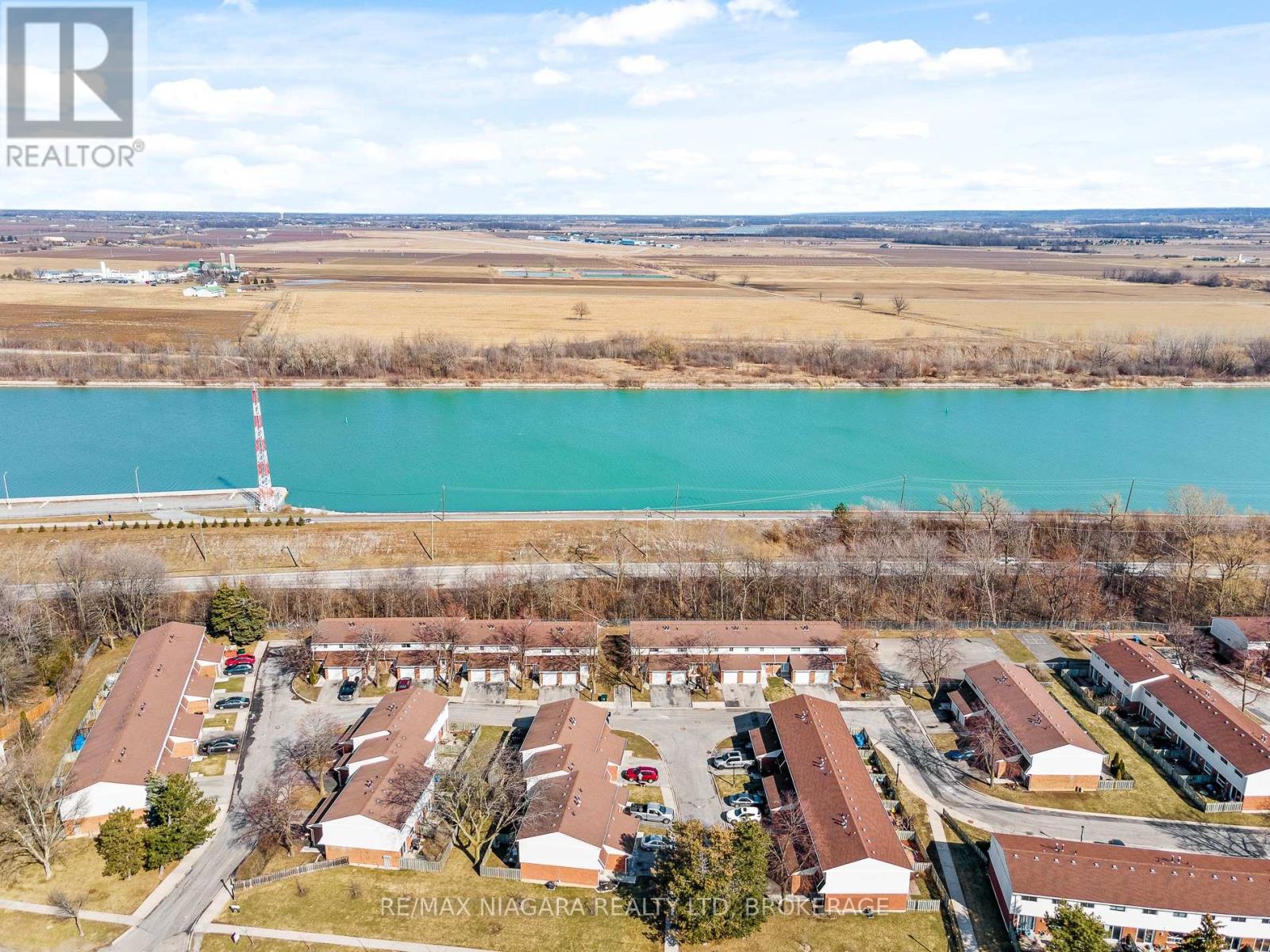 17 - 286 Cushman Road, St. Catharines, Ontario  L2M 6S8 - Photo 6 - X12238493