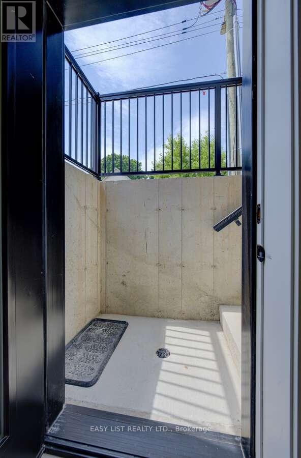 1 - 17 Peter Street, Kitchener, Ontario  N2G 3J5 - Photo 22 - X12238488