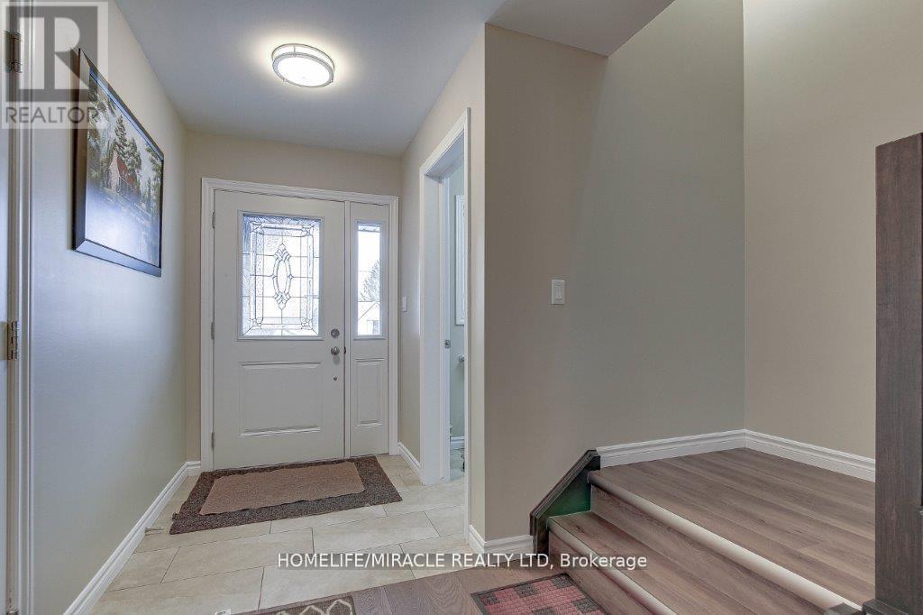 136 Cherry Street, Ingersoll, Ontario  N5C 1H7 - Photo 5 - X12238499