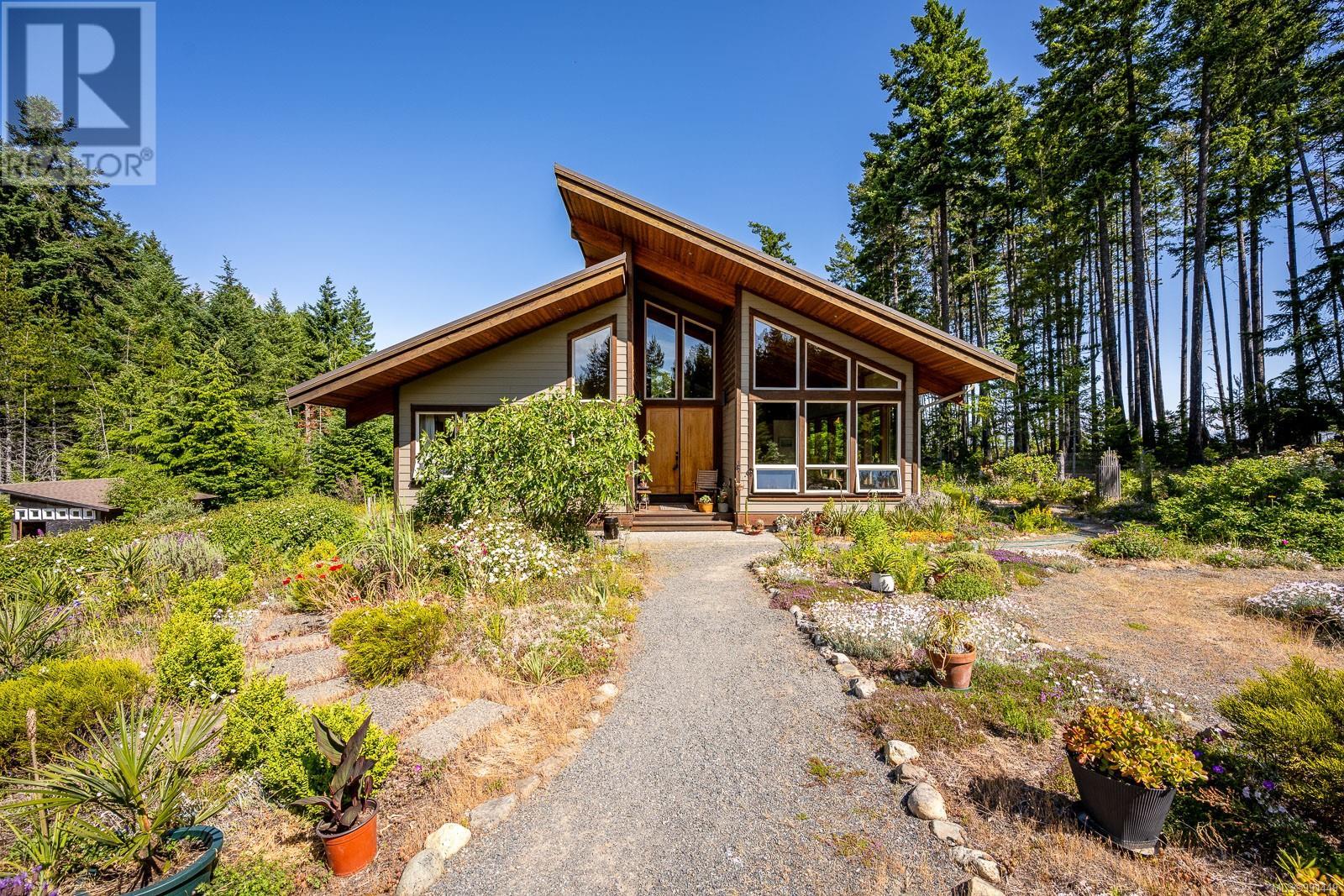 7300 The Point Rd, Denman Island, British Columbia
