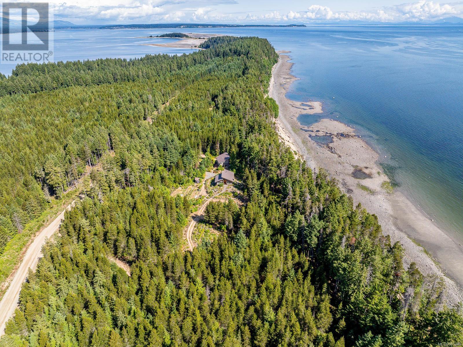 7300 The Point Rd, Denman Island, British Columbia  V0R 1T0 - Photo 2 - 991449
