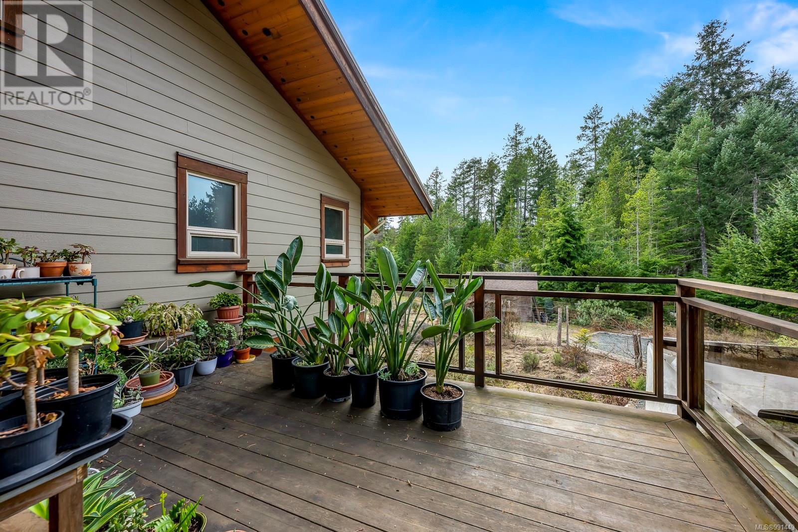 7300 The Point Rd, Denman Island, British Columbia  V0R 1T0 - Photo 32 - 991449