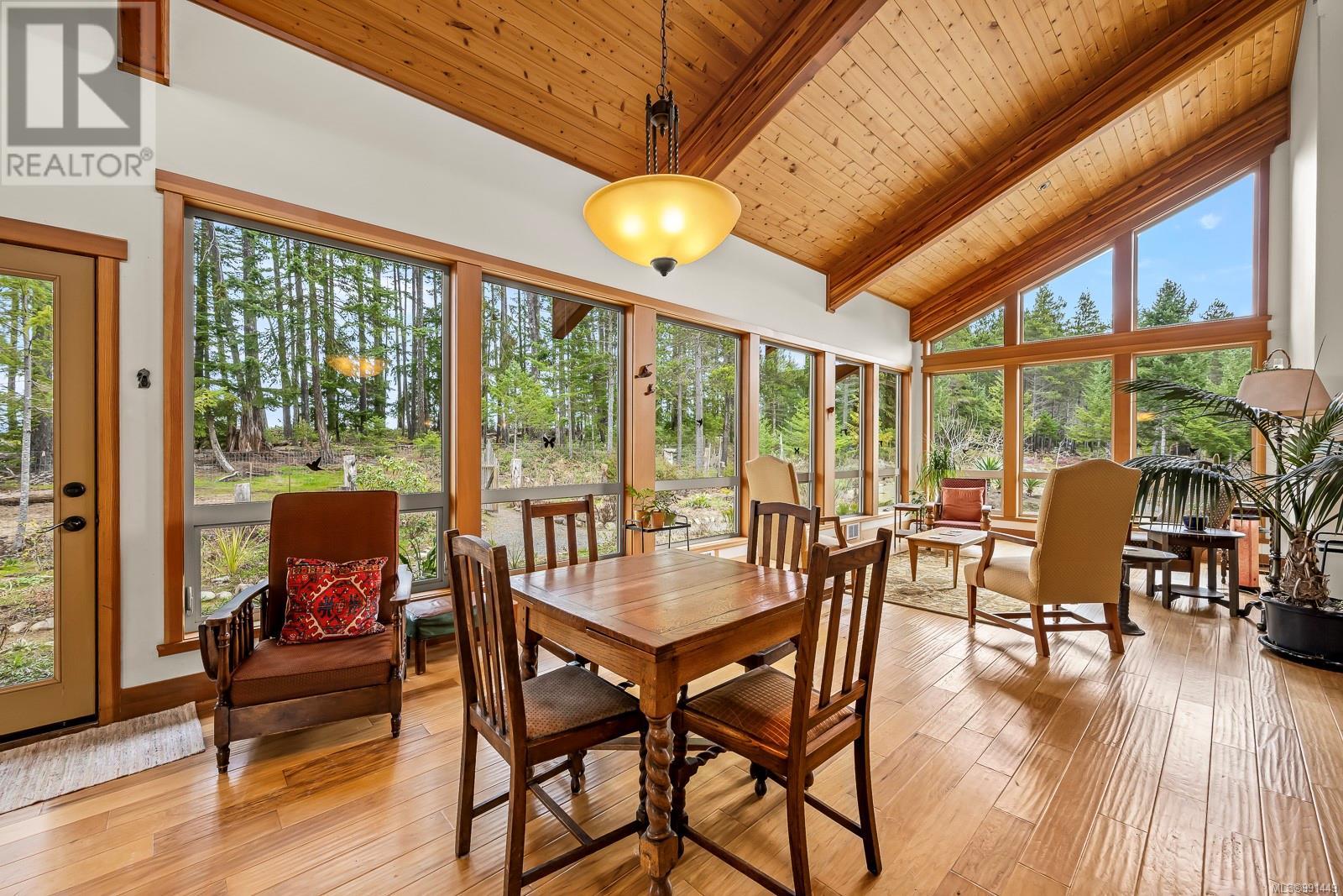 7300 The Point Rd, Denman Island, British Columbia  V0R 1T0 - Photo 12 - 991449