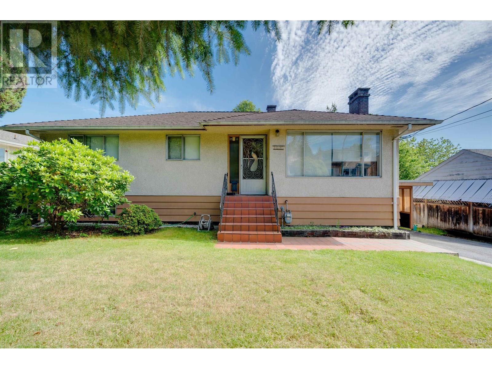Property at 762 EDGAR AVENUE image 1