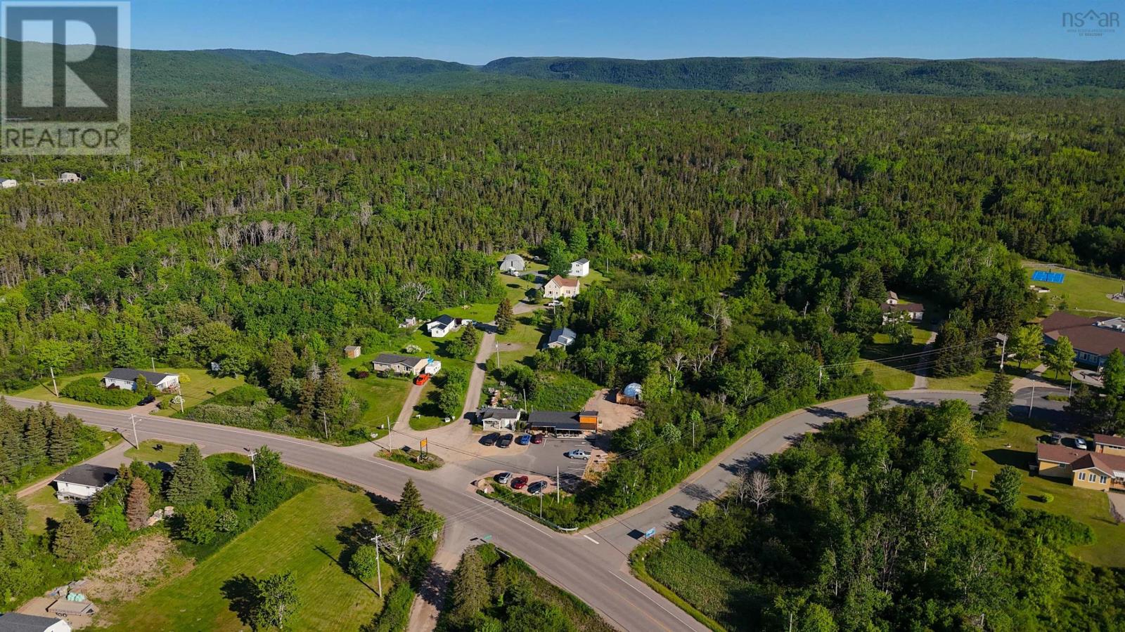36188 Cabot Trail, Ingonish, Nova Scotia  B0C 1L0 - Photo 14 - 202515372