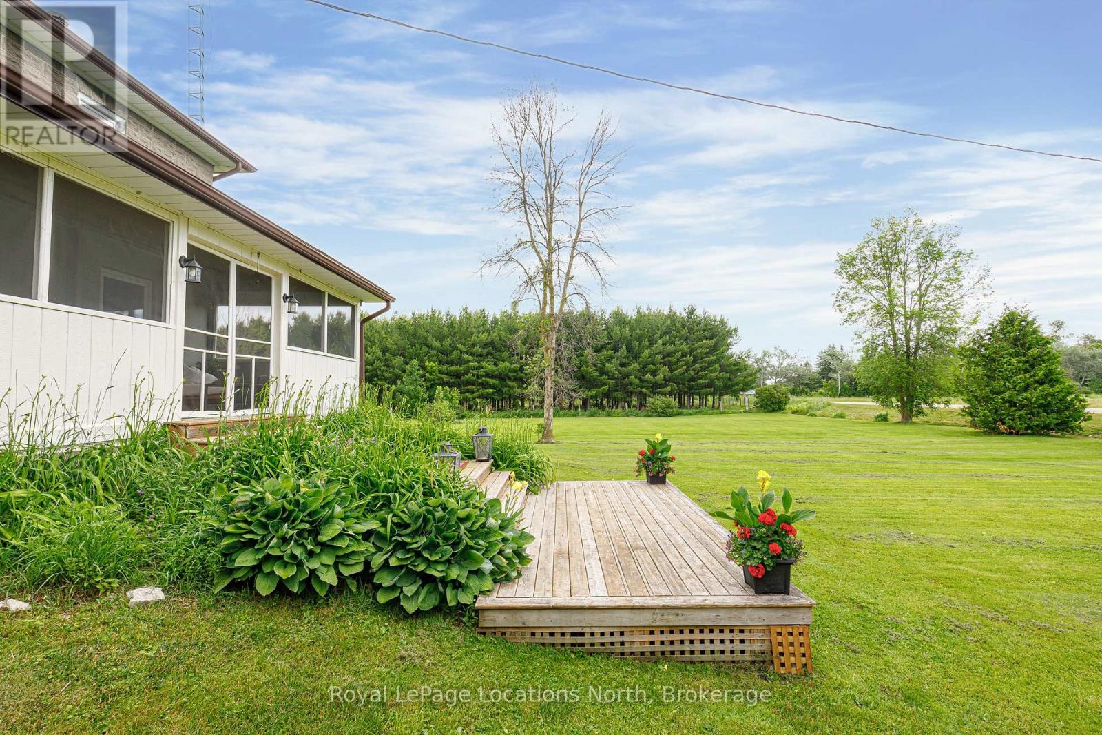 5576 Concession Rd 6 Sunnidale, Clearview, Ontario  L0M 1N0 - Photo 3 - S12238552