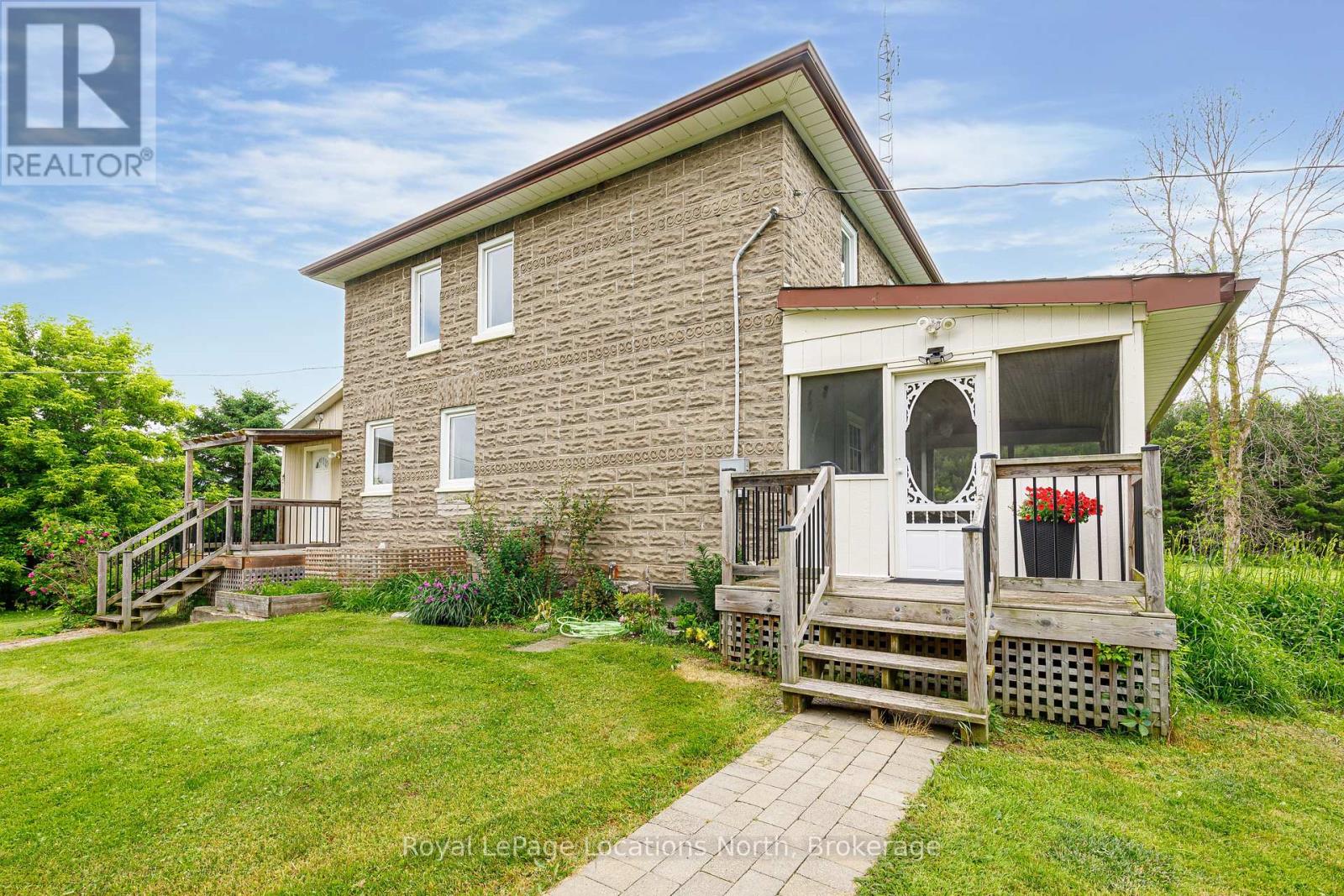 5576 Concession Rd 6 Sunnidale, Clearview, Ontario  L0M 1N0 - Photo 4 - S12238552