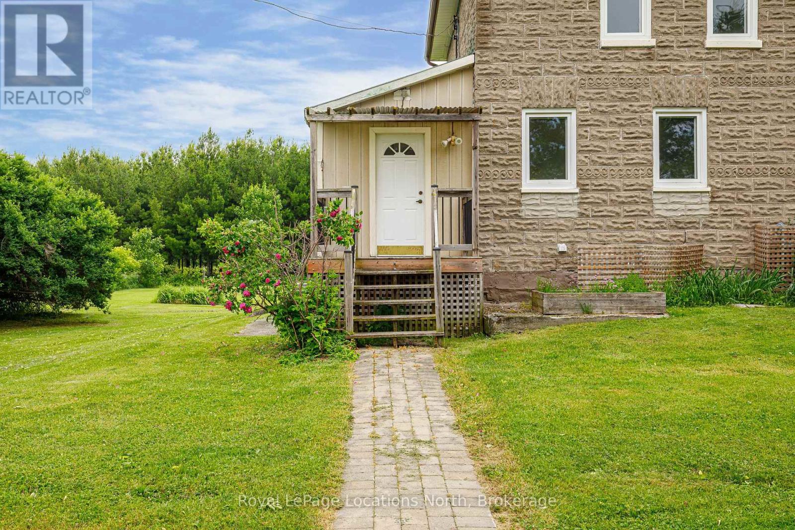 5576 Concession Rd 6 Sunnidale, Clearview, Ontario  L0M 1N0 - Photo 6 - S12238552