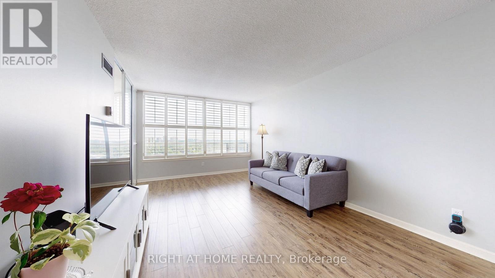 Ph202 - 1121 Steeles Avenue W, Toronto, Ontario  M2R 3W7 - Photo 10 - C12238547