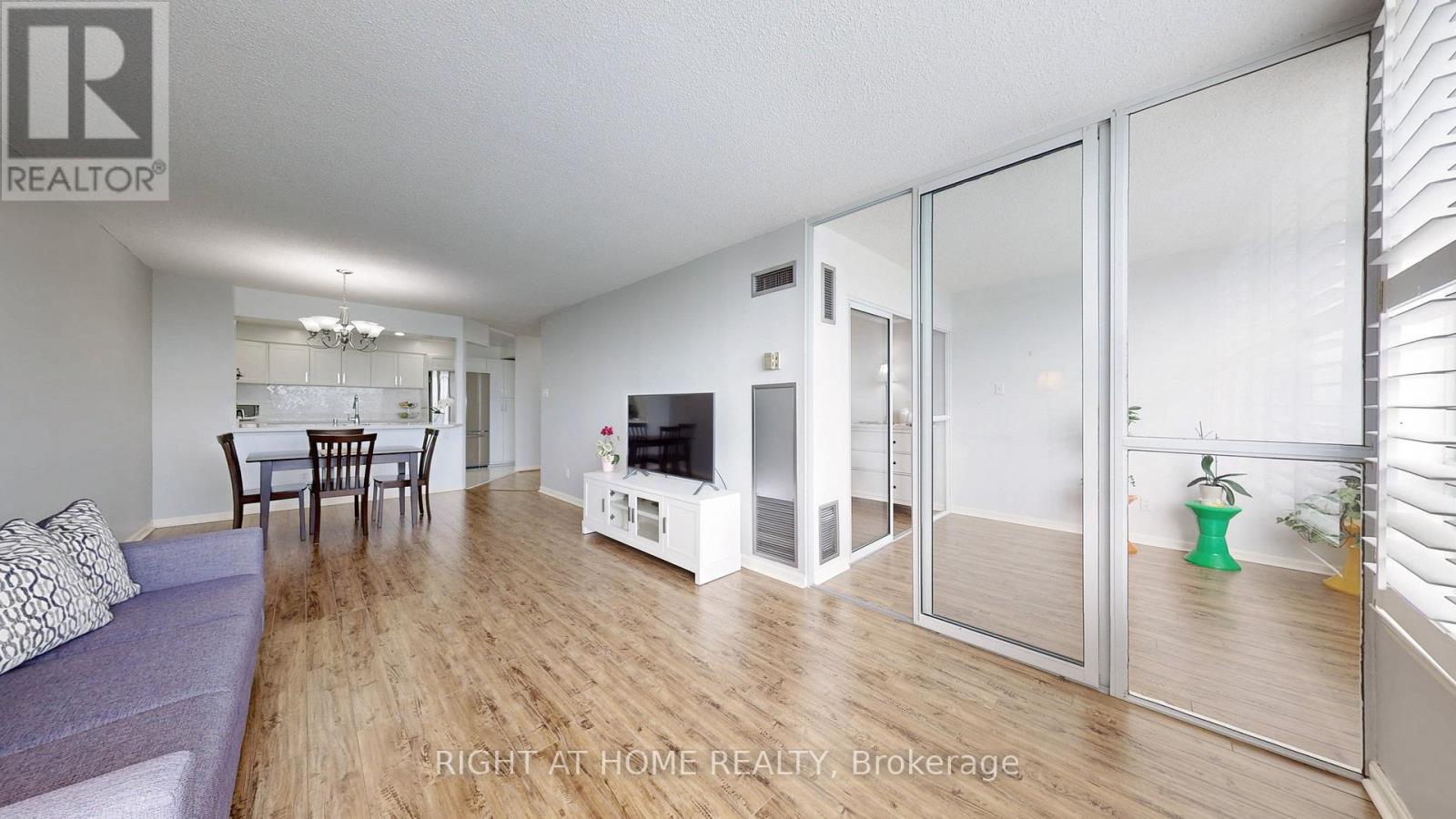 Ph202 - 1121 Steeles Avenue W, Toronto, Ontario  M2R 3W7 - Photo 13 - C12238547