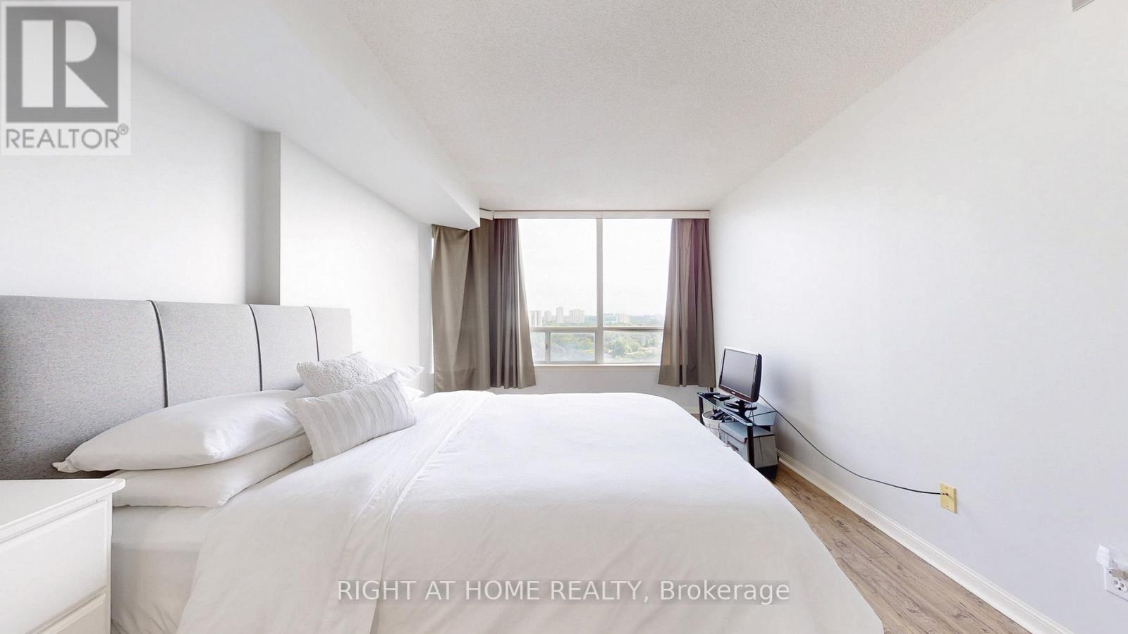Ph202 - 1121 Steeles Avenue W, Toronto, Ontario  M2R 3W7 - Photo 21 - C12238547