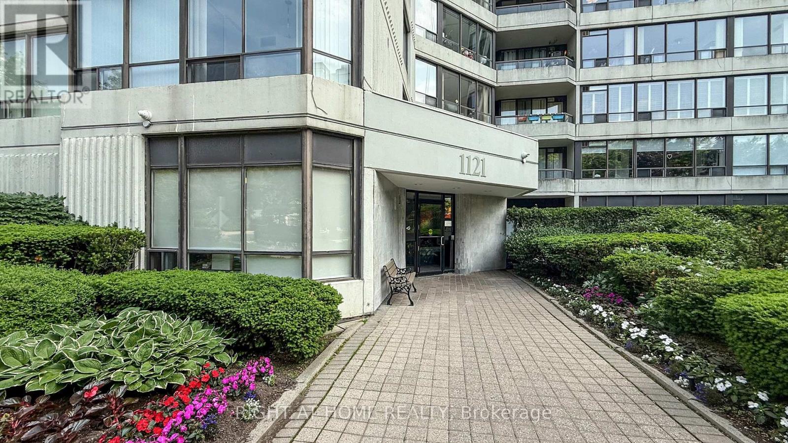 Ph202 - 1121 Steeles Avenue W, Toronto, Ontario  M2R 3W7 - Photo 3 - C12238547