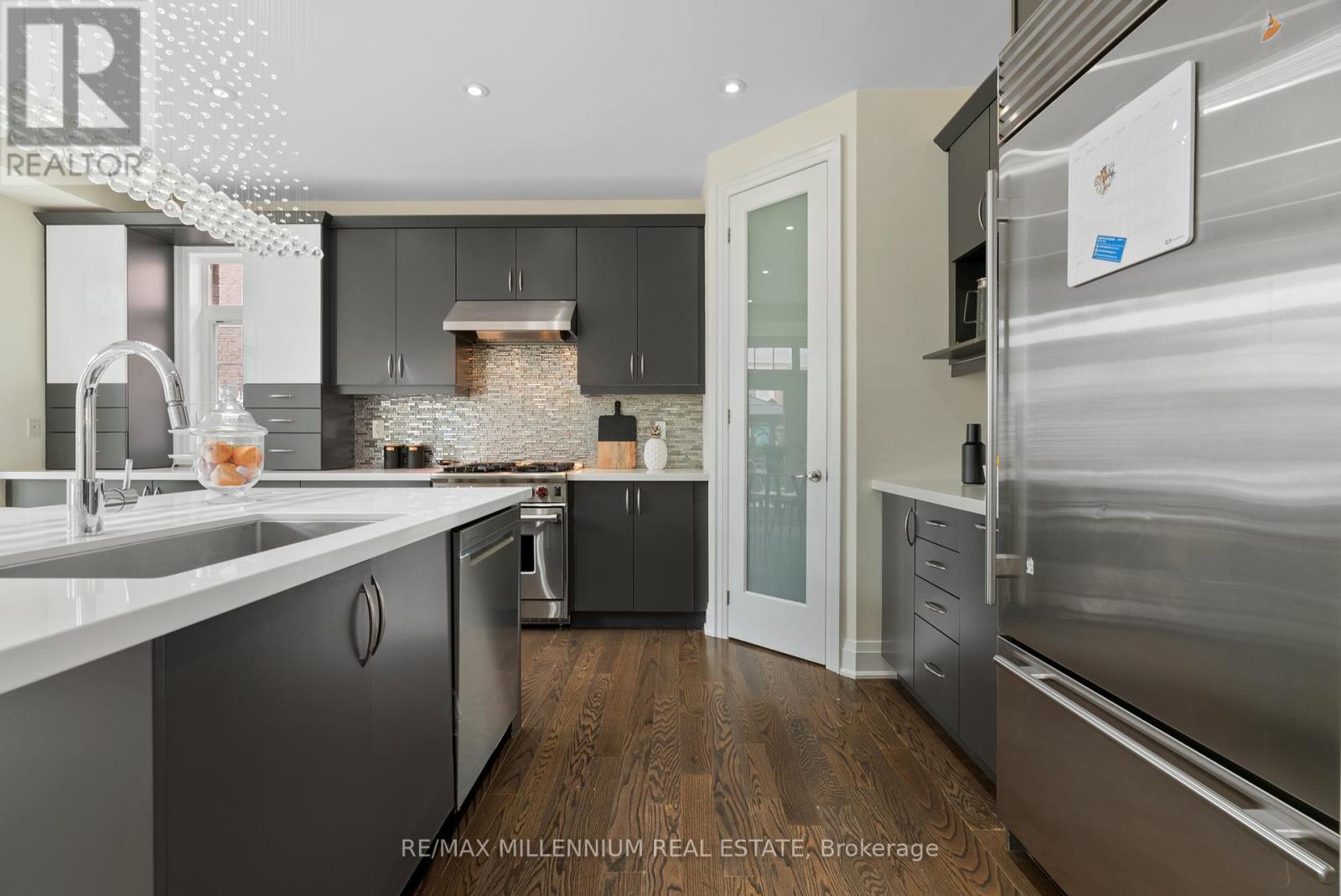 51 Legendary Circle, Brampton, Ontario  L6Y 0S1 - Photo 12 - W12238558