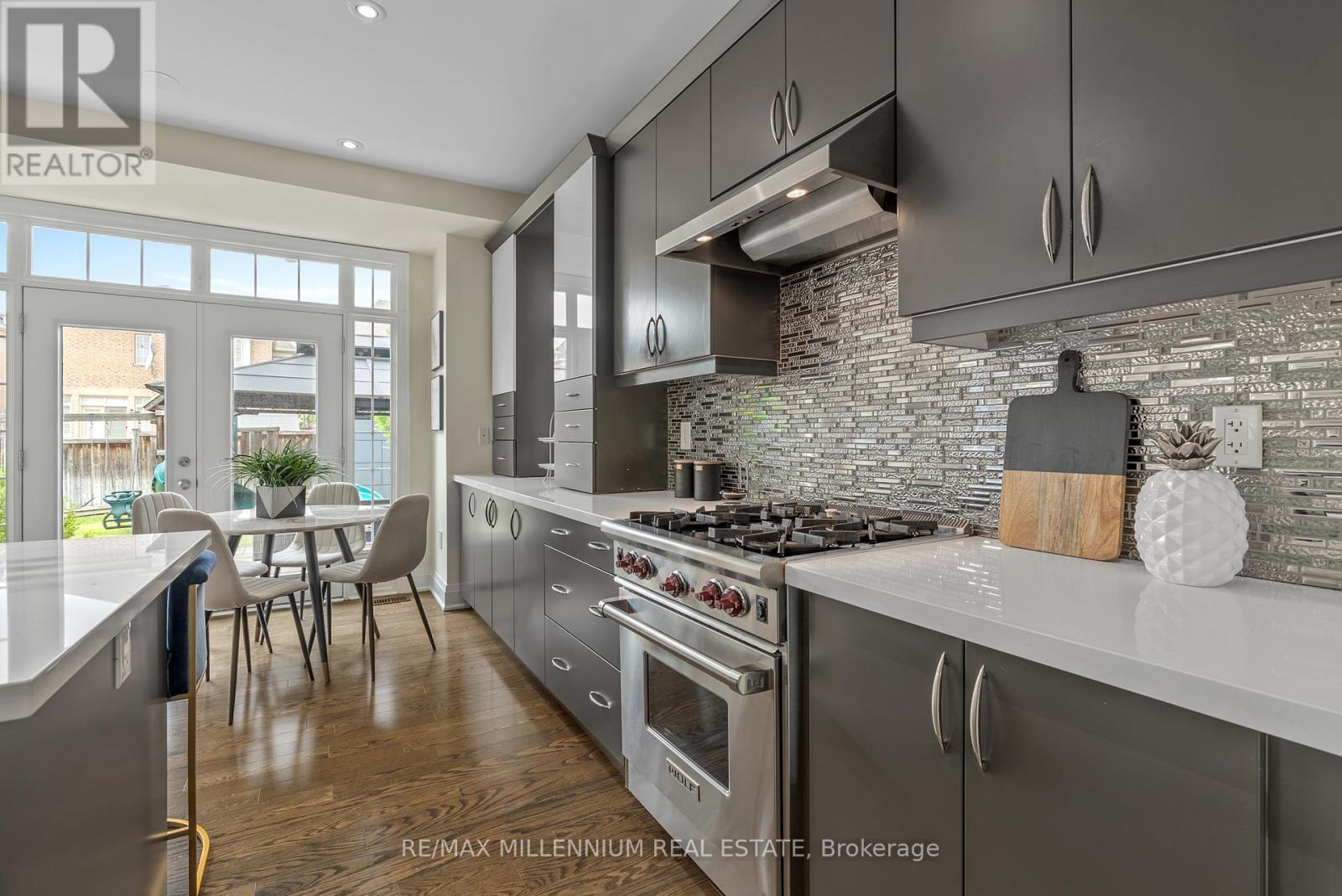 51 Legendary Circle, Brampton, Ontario  L6Y 0S1 - Photo 13 - W12238558