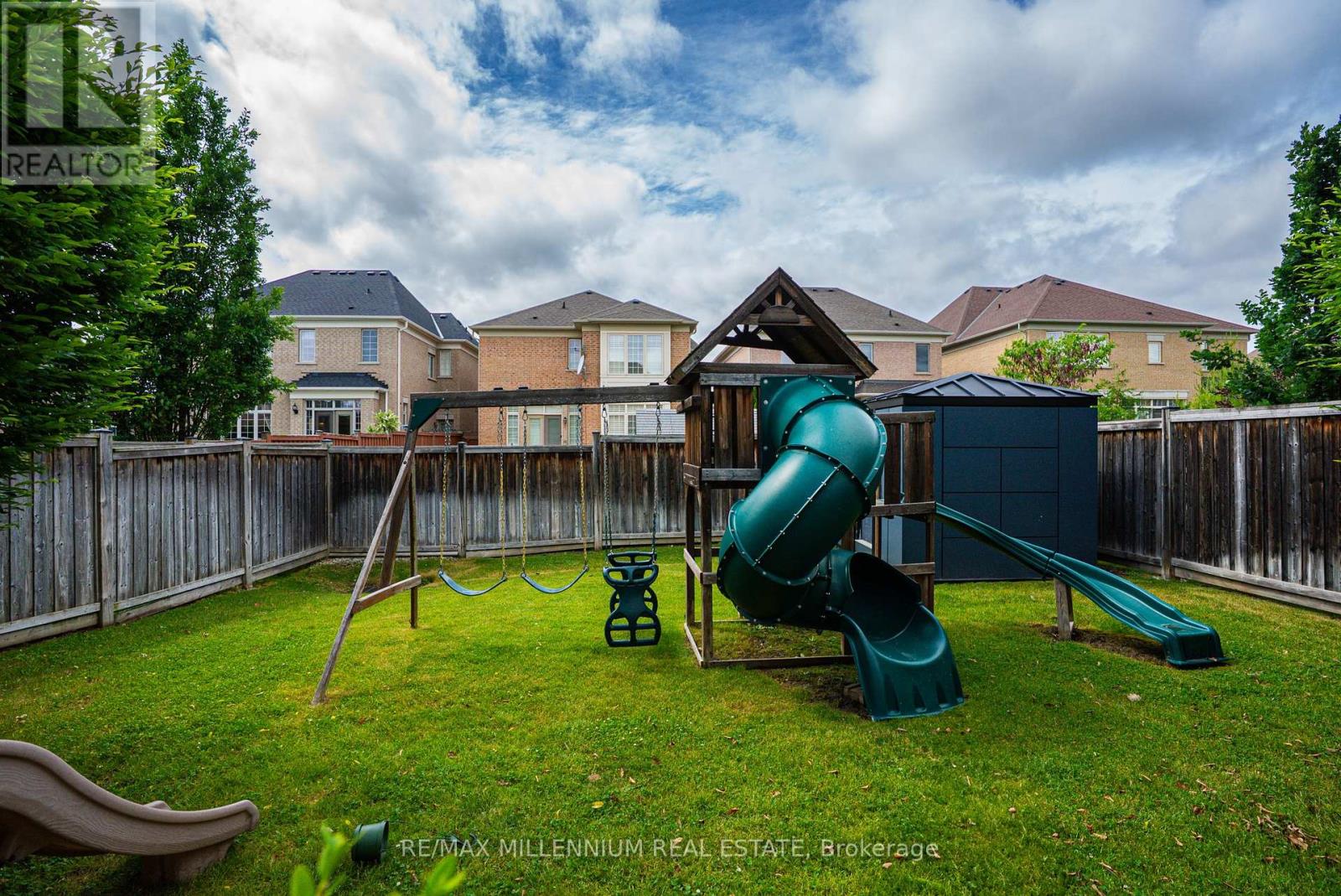 51 Legendary Circle, Brampton, Ontario  L6Y 0S1 - Photo 42 - W12238558